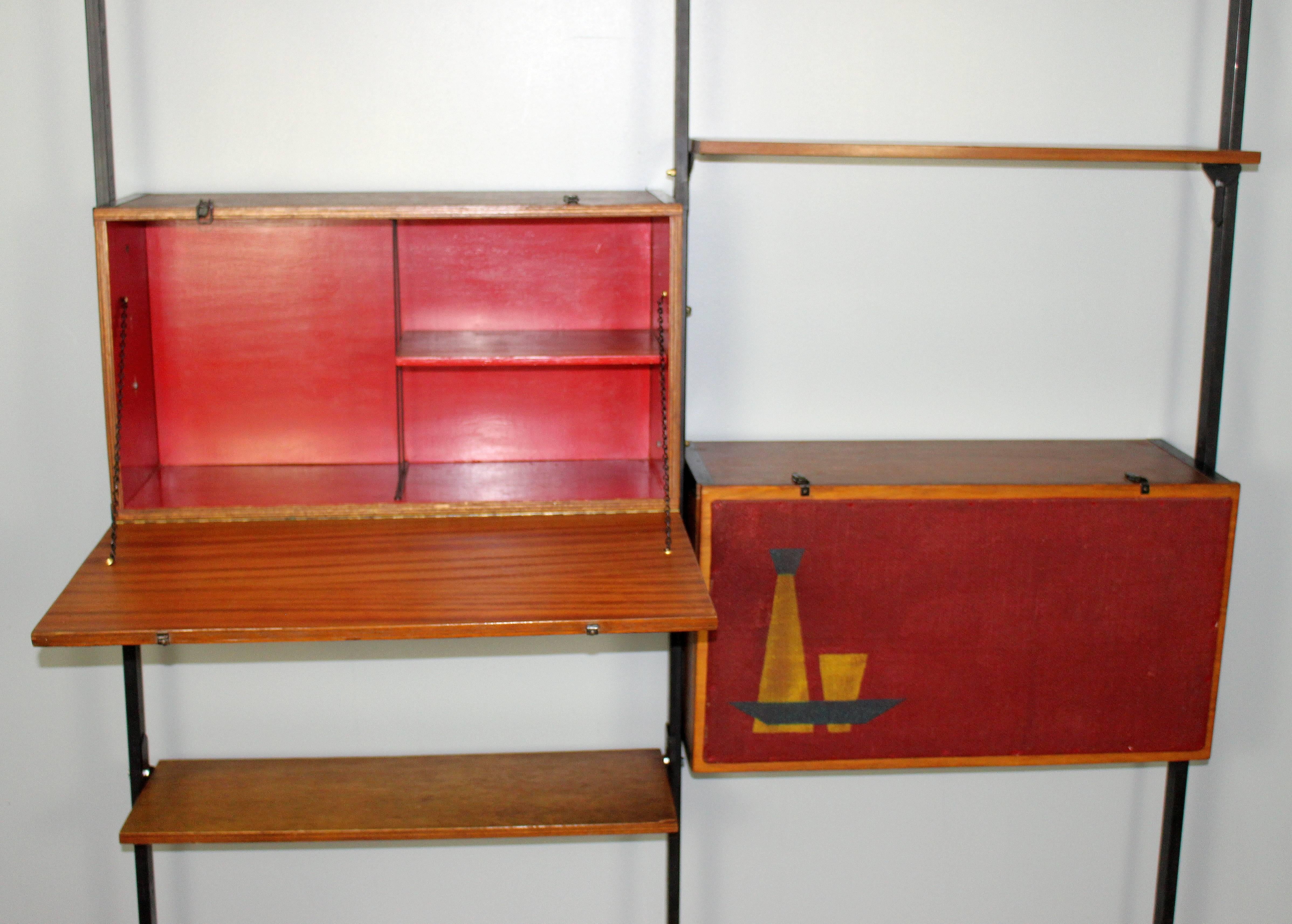 Italian Mid-Century Large Bookcase in Style of Franco Albini For Sale 1