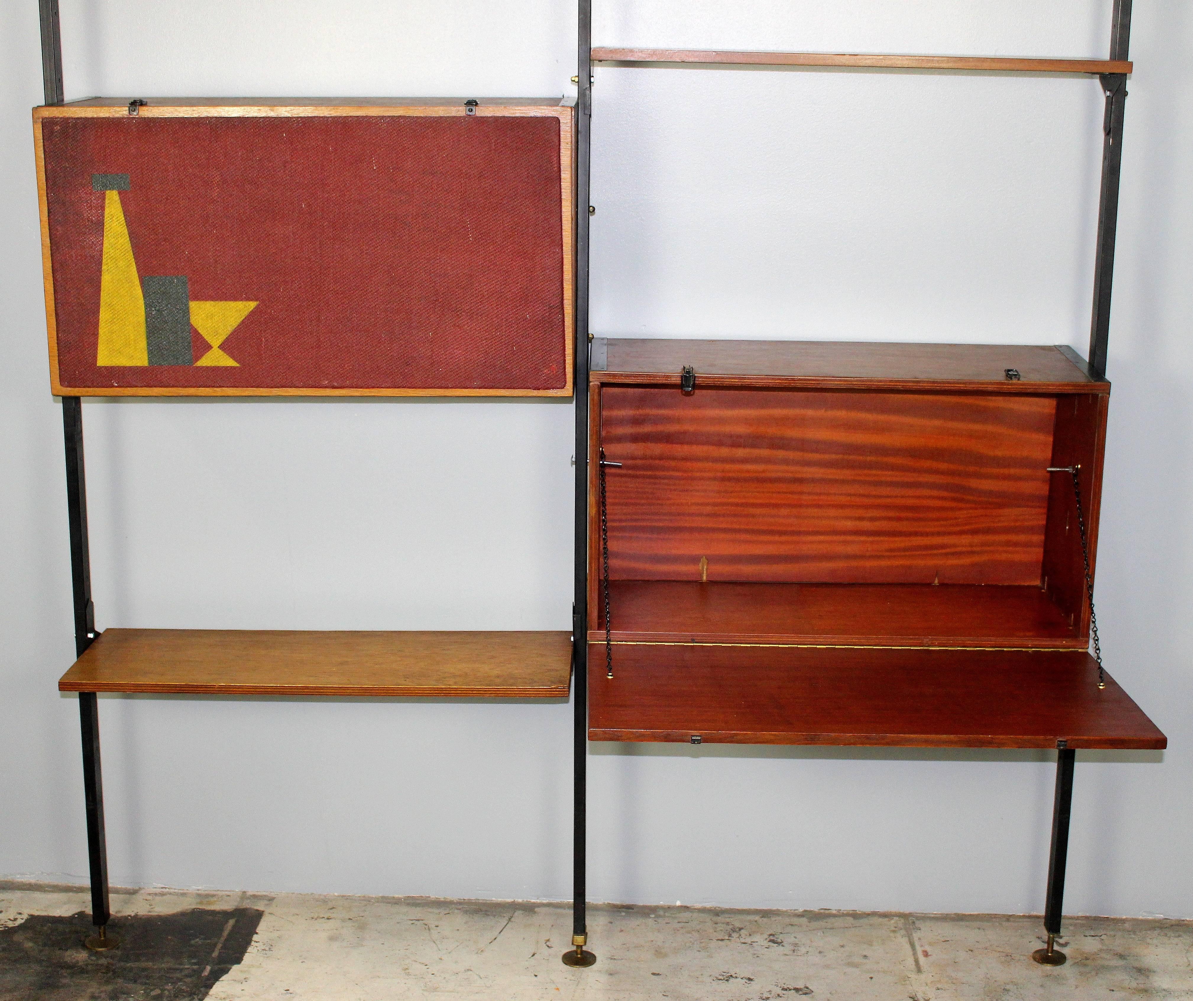 Italian Mid-Century Large Bookcase in Style of Franco Albini For Sale 2