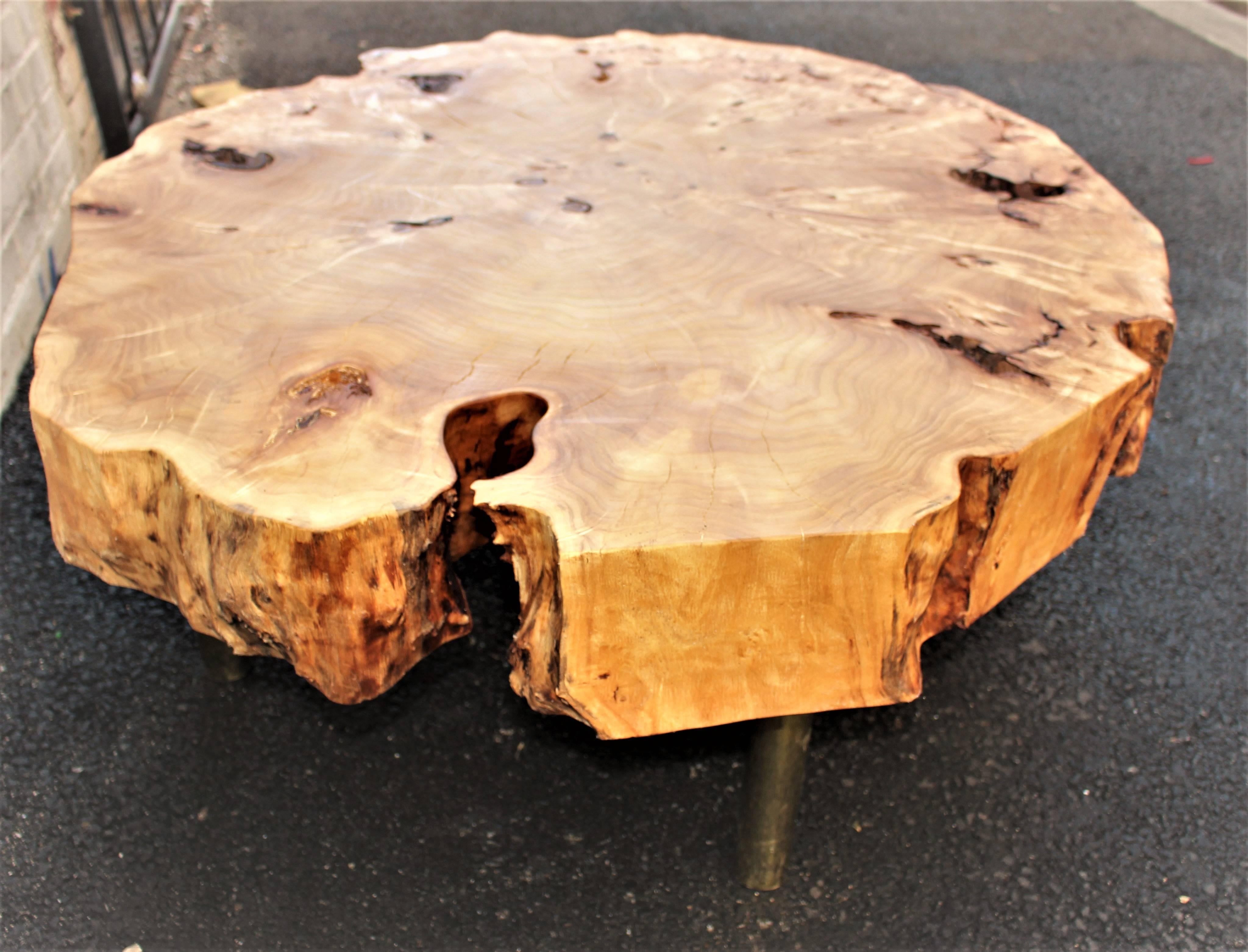 Italian Coffee Table by Gimo Fero in Style of Gorge Nakashima In Excellent Condition In Los Angeles, CA