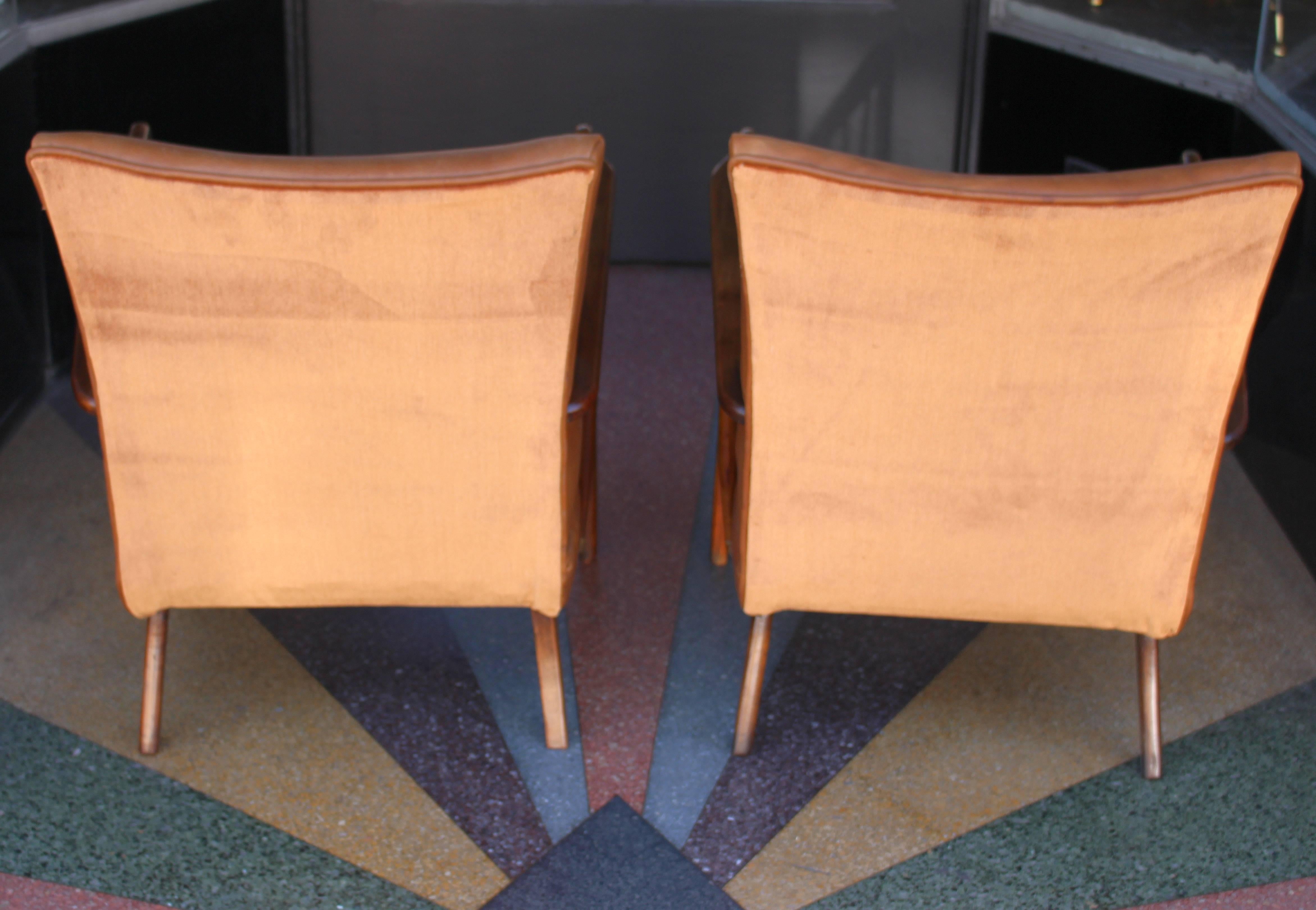 Mid-20th Century Italian Pair of Chairs Attributed to Guglielmo Ulrich