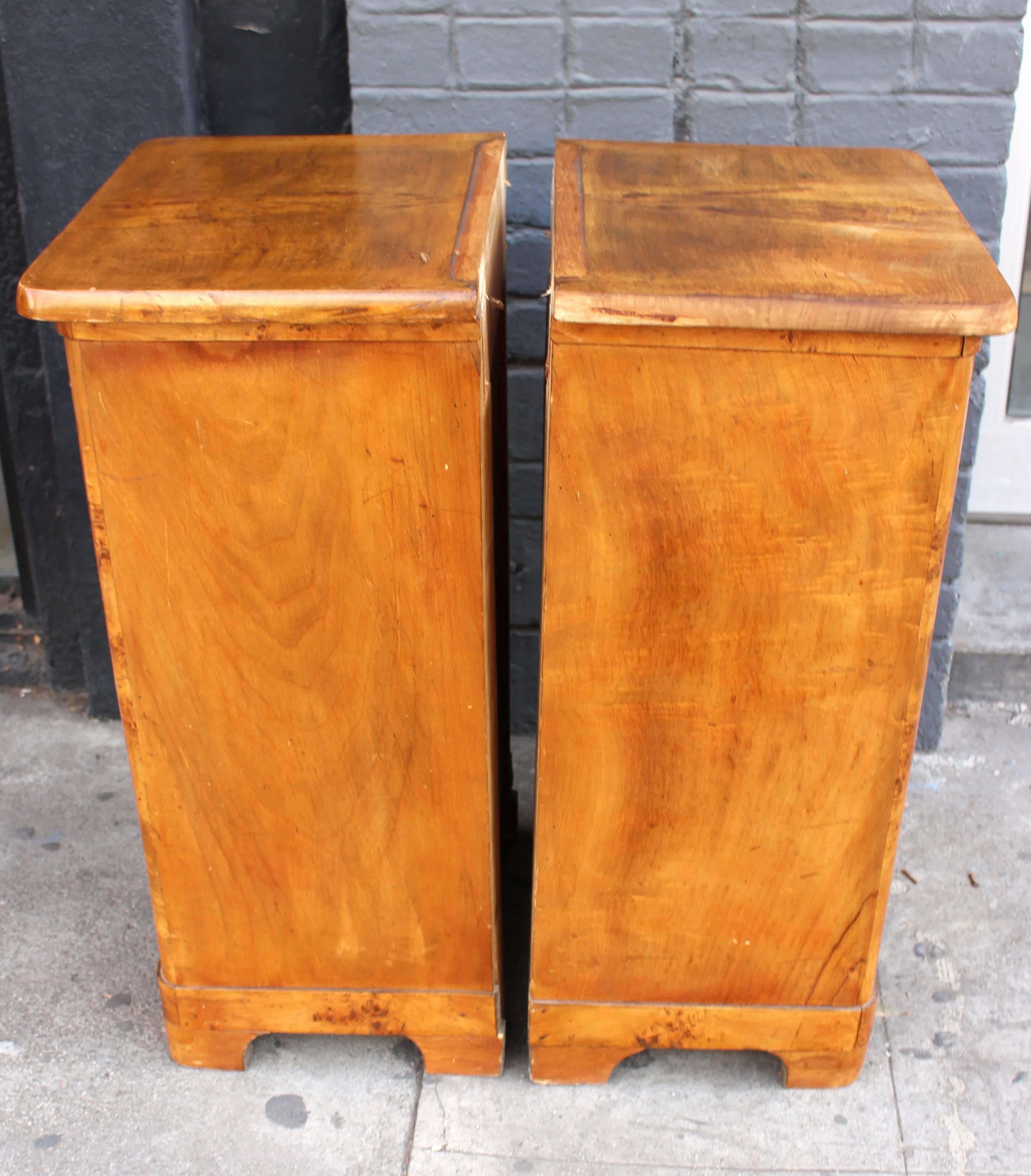 Art Deco French Deco Pair of Nightstands