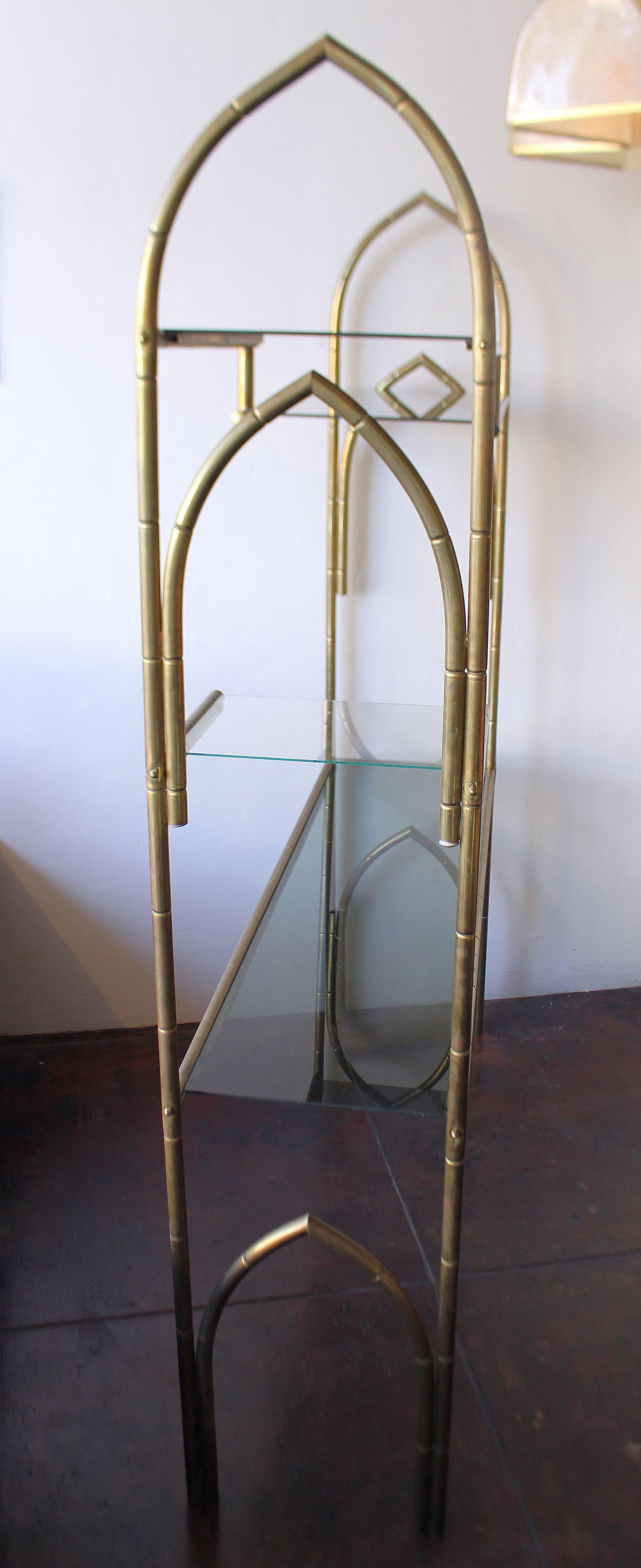 Brass base, fume glass shelves
excellent vintage condition but it may show slight traces of use.
First glass shelf height is 28 and the second is 34.5 inches.
Sipping to Continental US in home delivery  $485