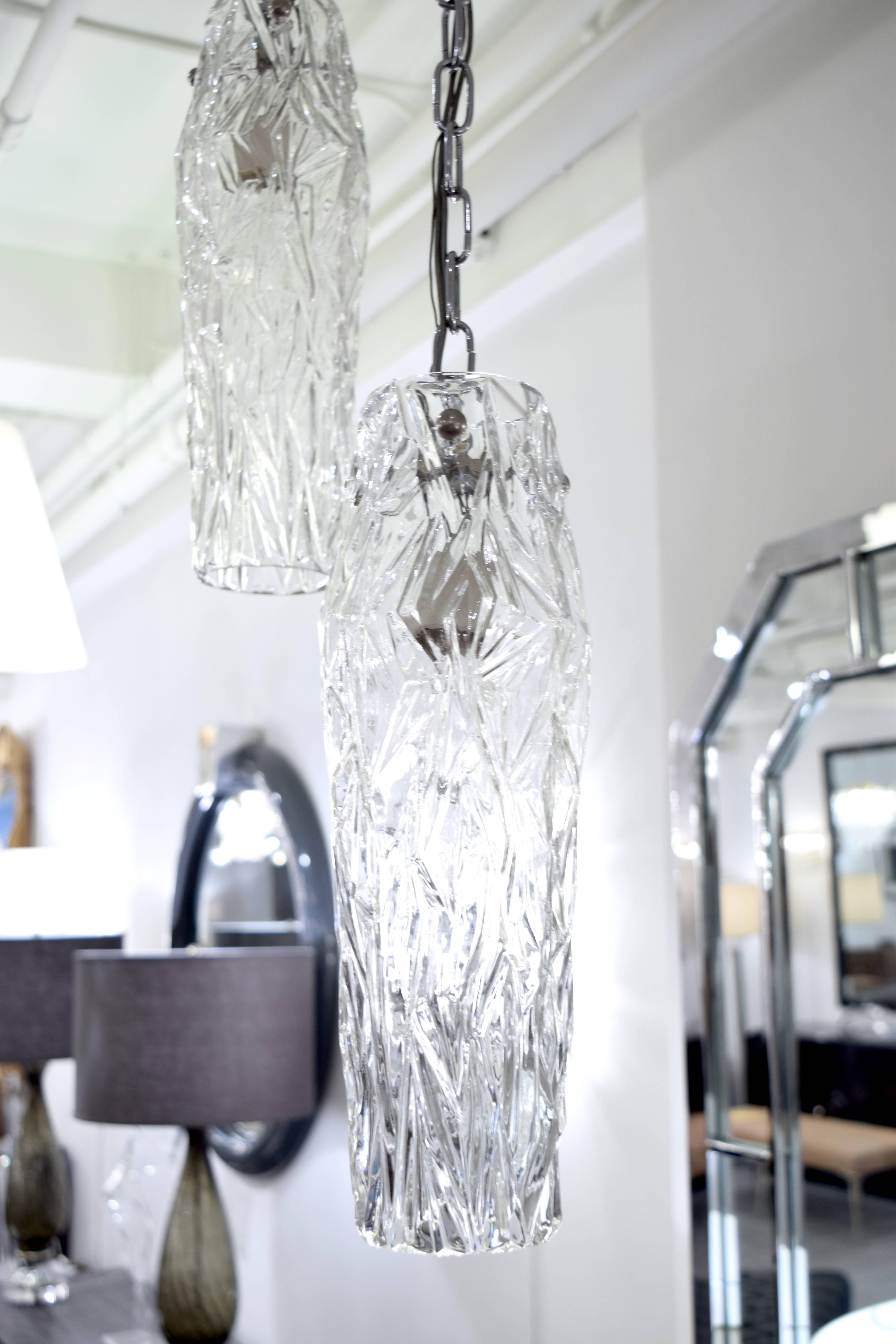 Pair of Prismatic Icicle Pendants In Excellent Condition In New York, NY