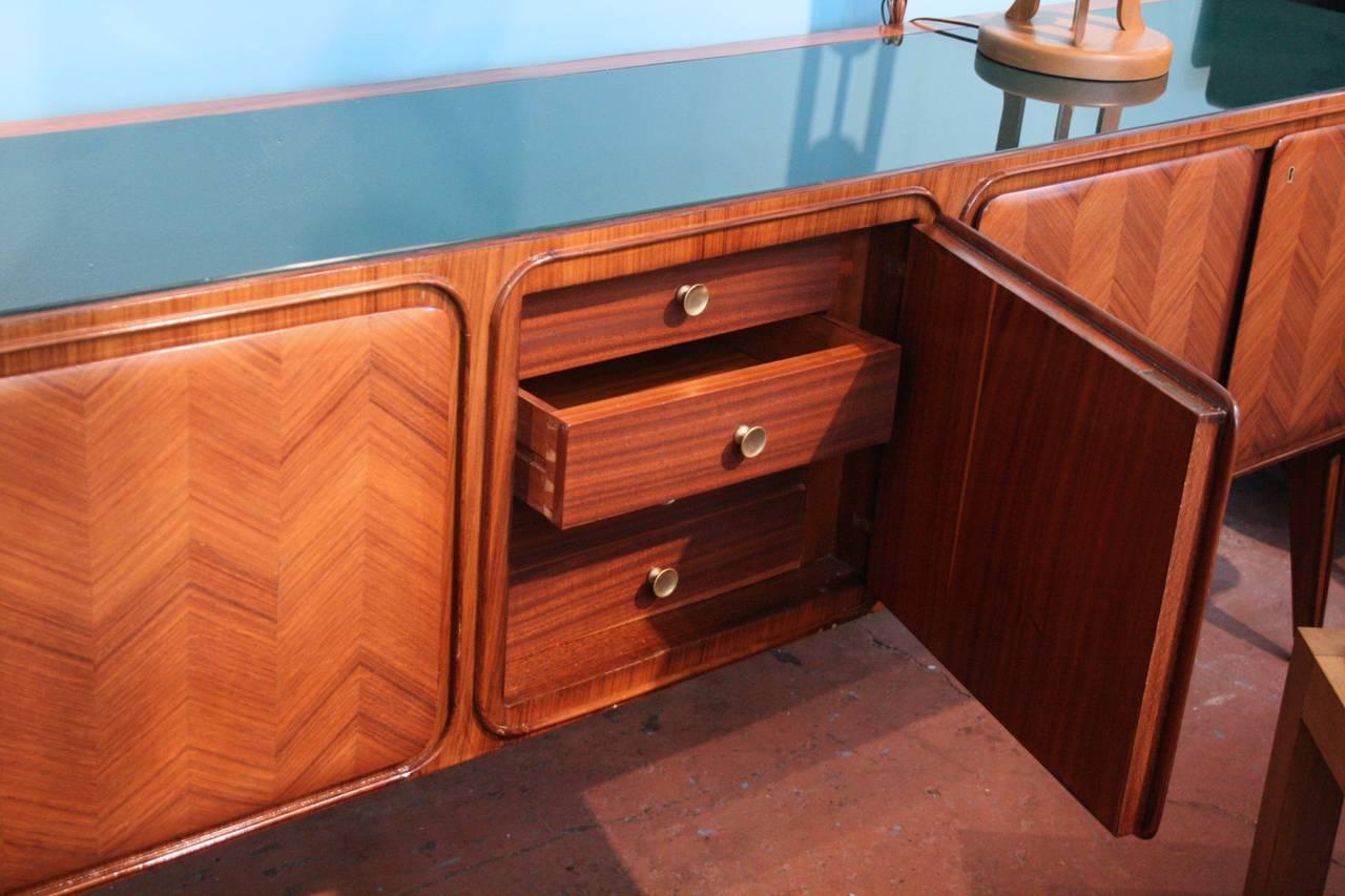 9 Foot Herringbone Pattern Rosewood Italian Sideboard by Dassi In Good Condition In Pound Ridge, NY