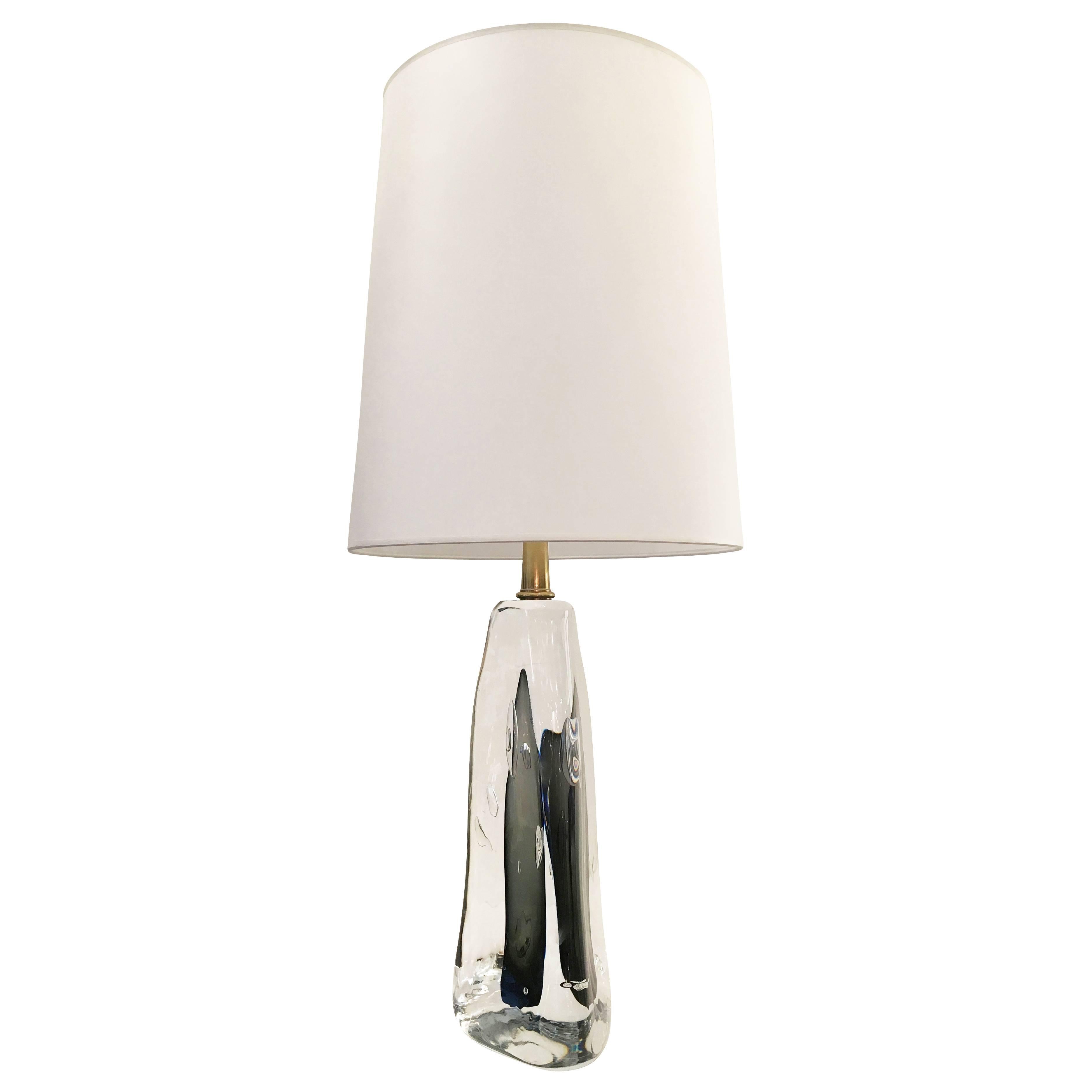Beautiful handmade lamp featuring a triangular glass amber base. The clear glass is infused with bubbles and a gray glass core. Hardware is brass. Manufactured by Esperia exclusively for Gaspare Asaro. Shade not included. Can be made with different
