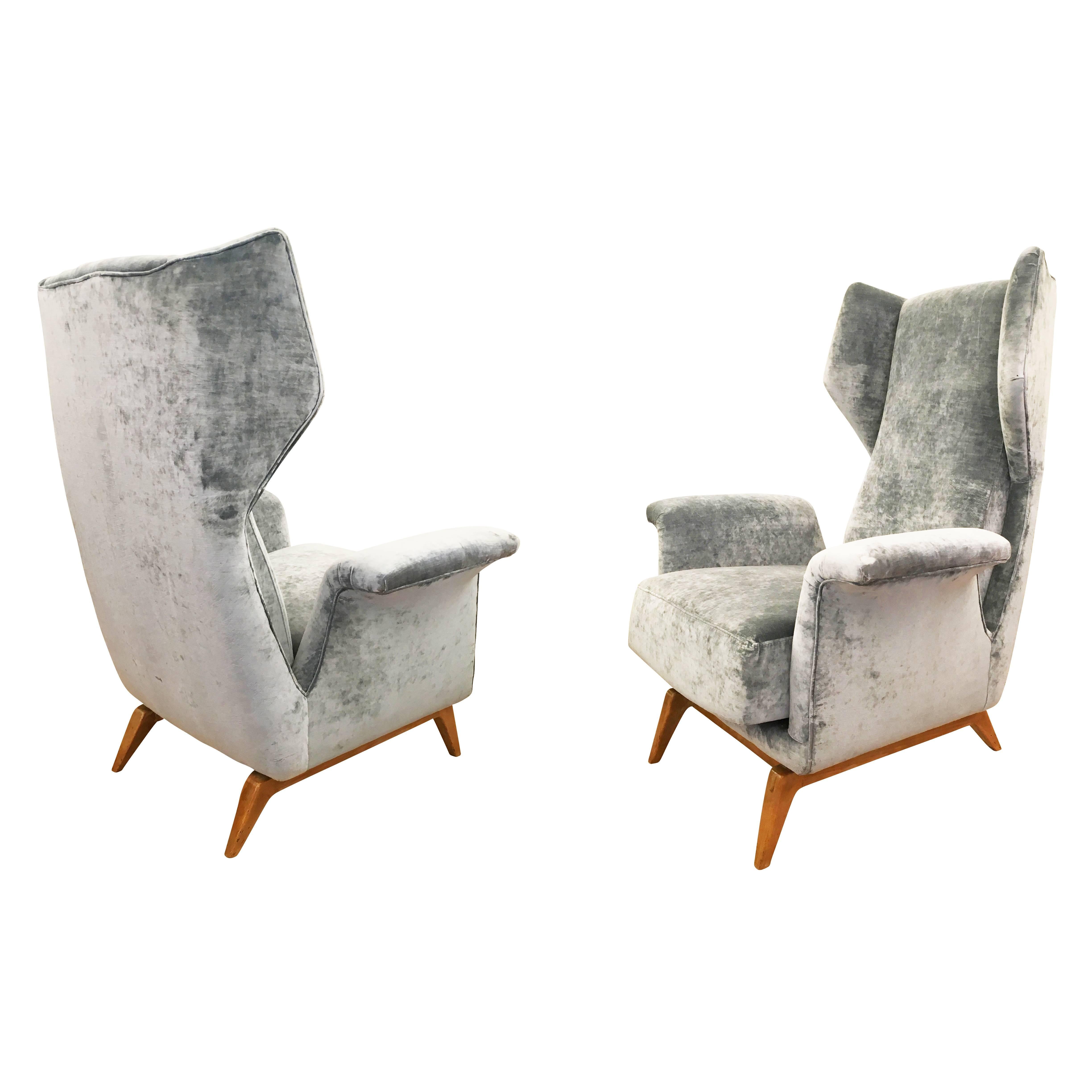 Pair of Cassina Lounge Chairs, Italy, 1960s