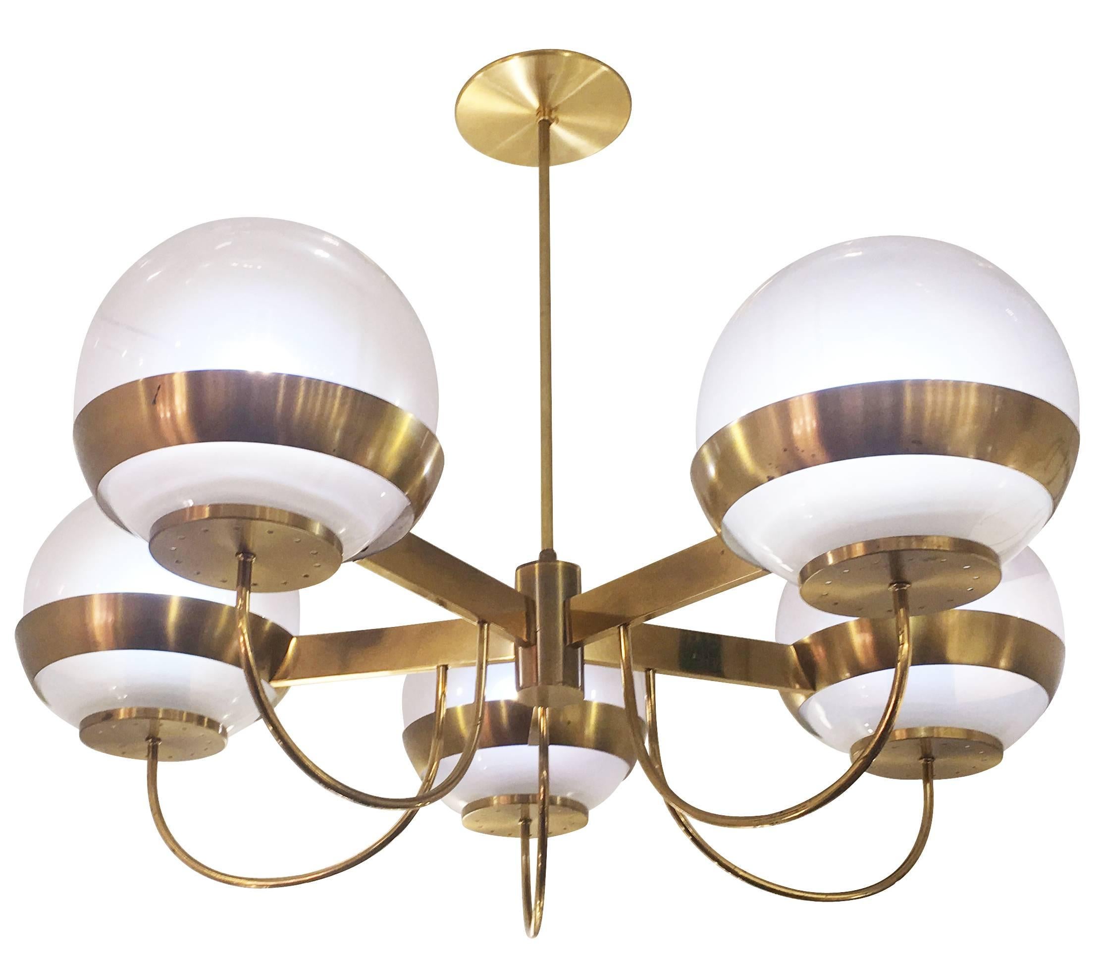 Late 20th Century Brass Chandelier by Lamperti, Italy, 1960s