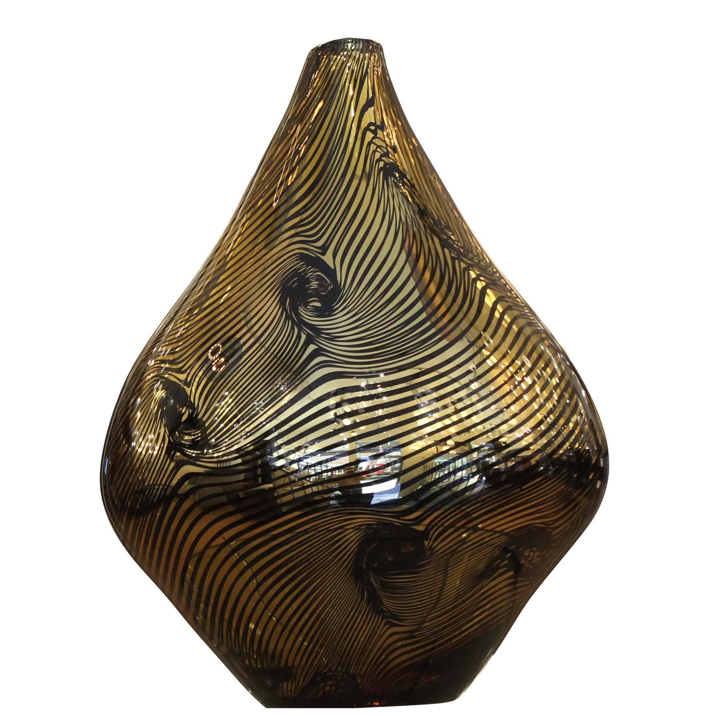 Set of three golden Murano vases with irregular black lines. Made by glass blower Davide Dona'. Diameters vary from 9