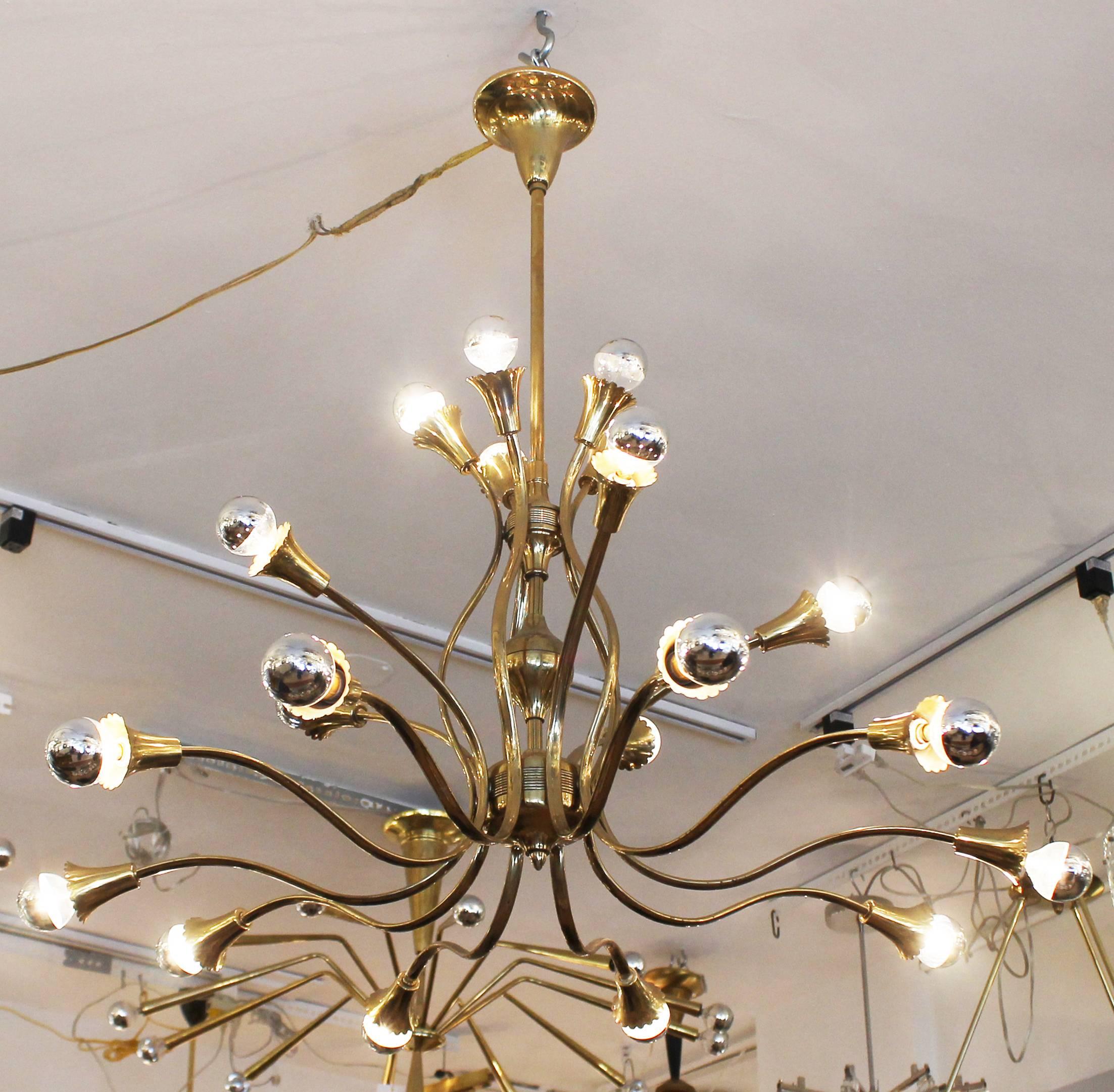Large Floral Themed Brass Chandelier, Italy, 1950s In Excellent Condition In New York, NY