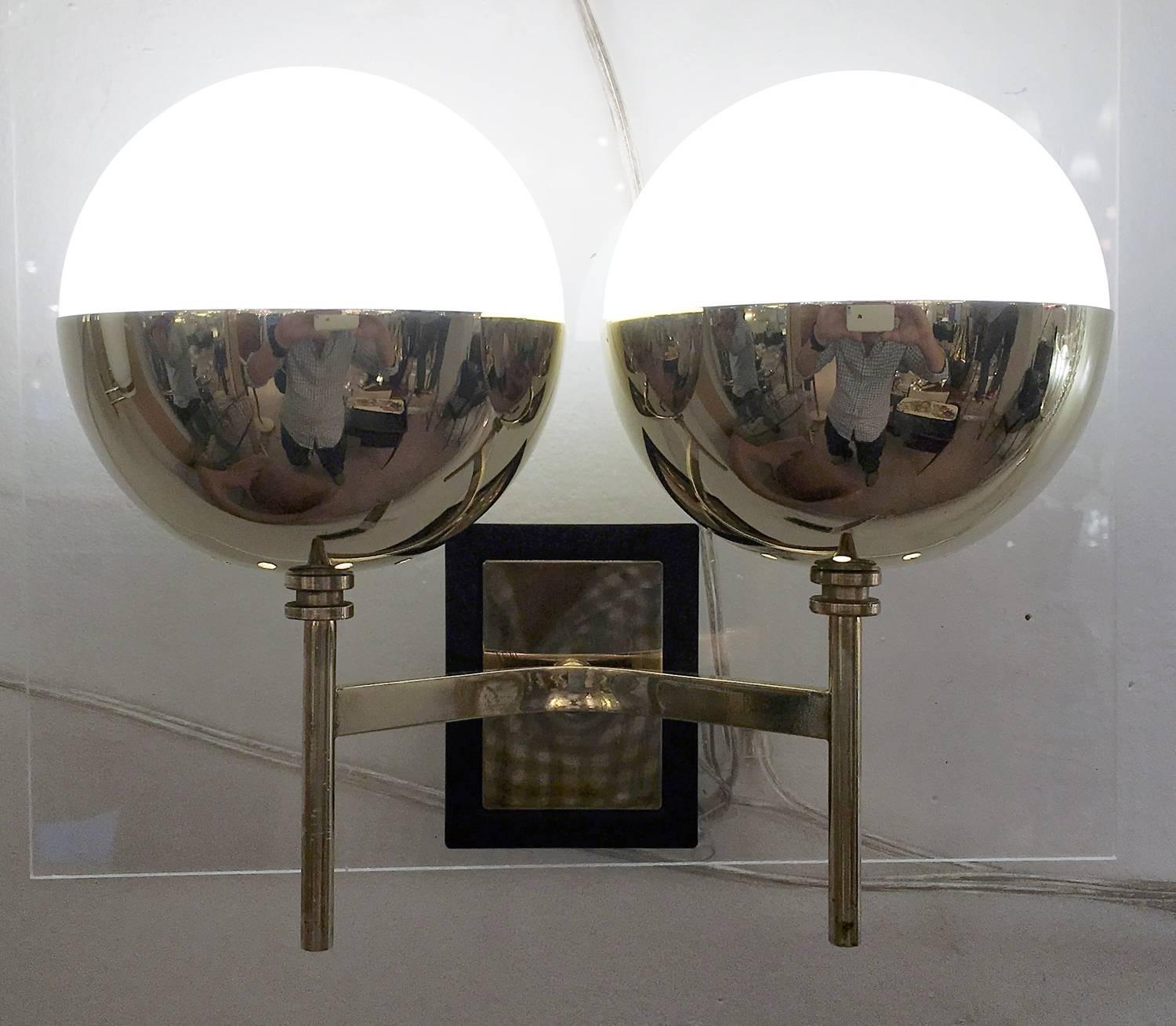 Two Pairs of Diminutive Stilnovo Style Sconces, Italy, 1960s In Excellent Condition In New York, NY
