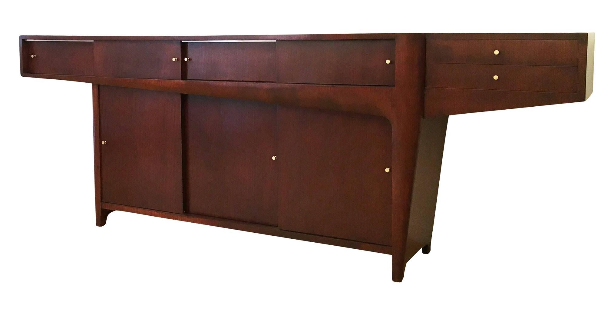 Large Italian Mid-Century Rosewood Credenza In Good Condition In New York, NY