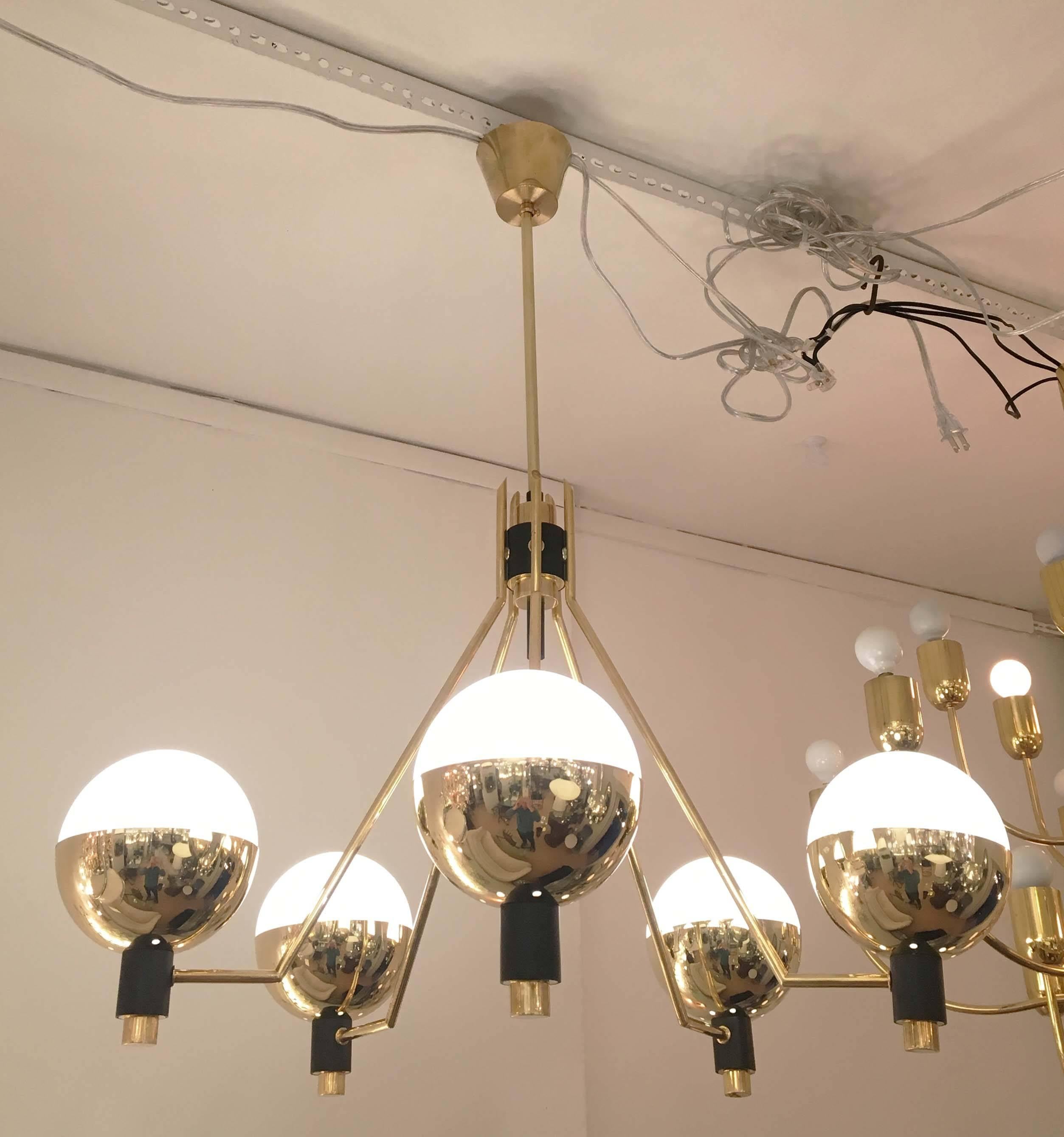 Five-Arm Chandelier Attributed to Stilnovo, Italy, 1960s In Good Condition In New York, NY