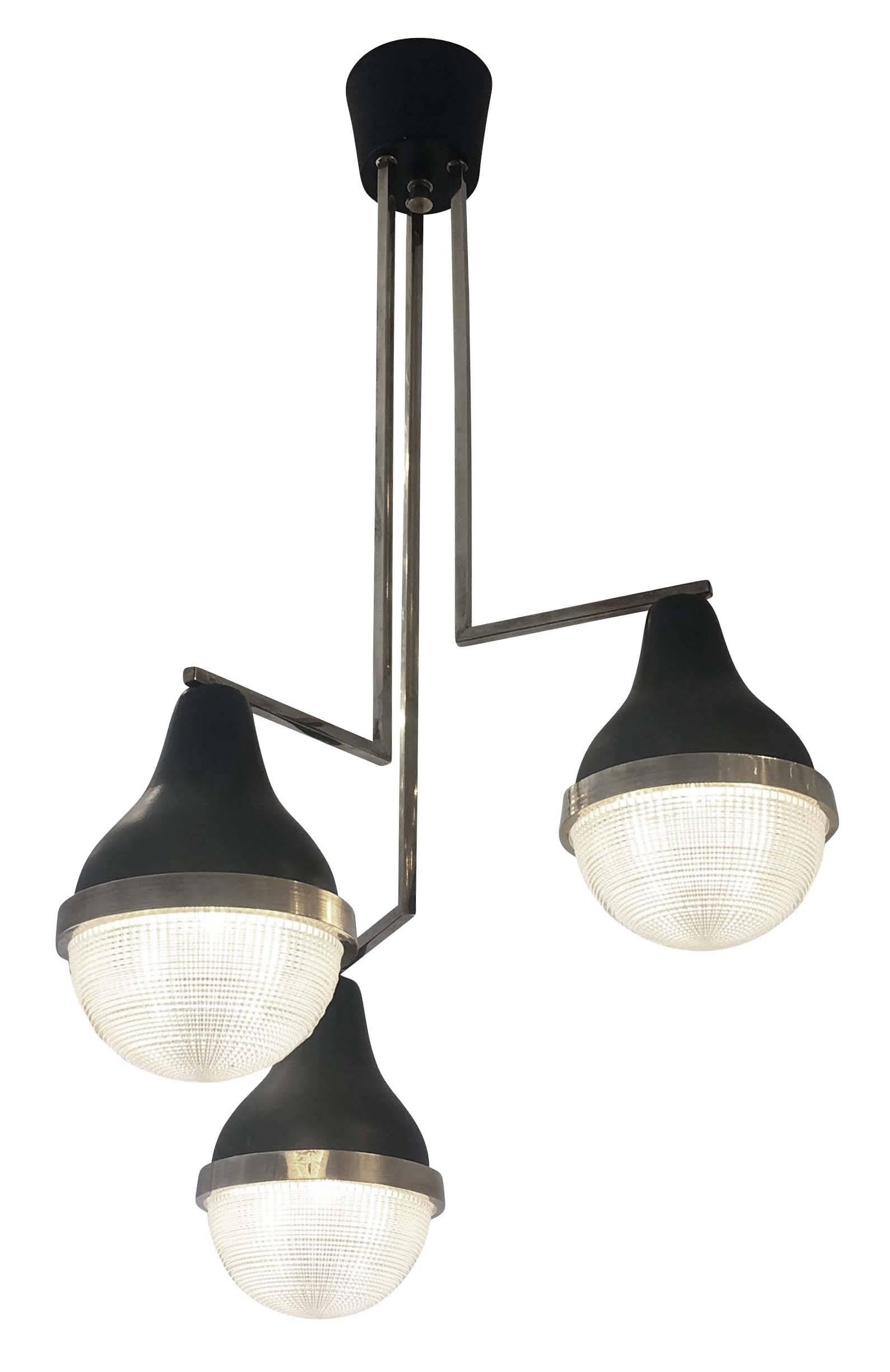 Three-Light Stilnovo Chandelier, Italy, 1960s In Excellent Condition In New York, NY