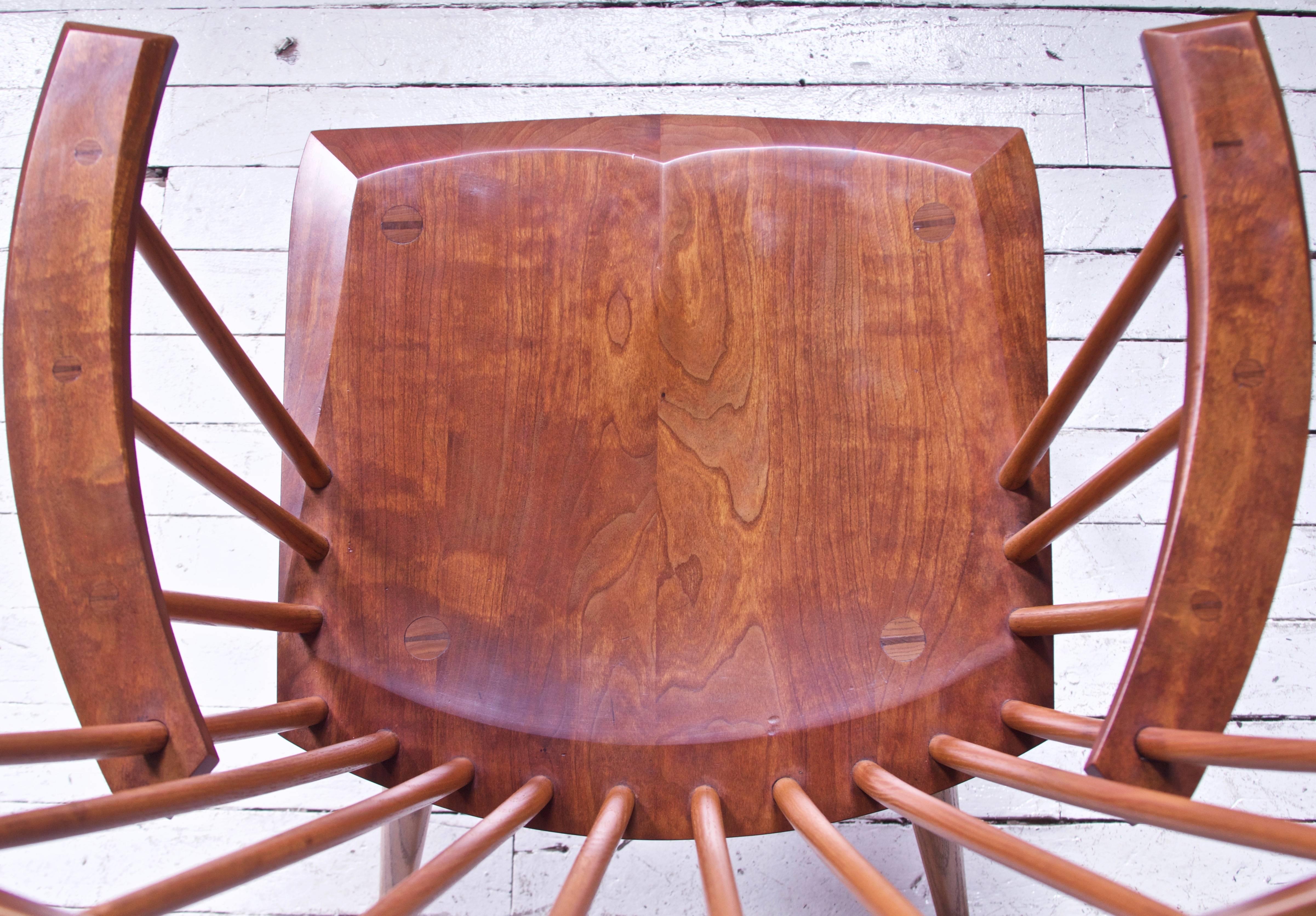 Vintage Set of Cherrywood Thomas Moser 'Eastward' Dining Chairs In Excellent Condition In Brooklyn, NY