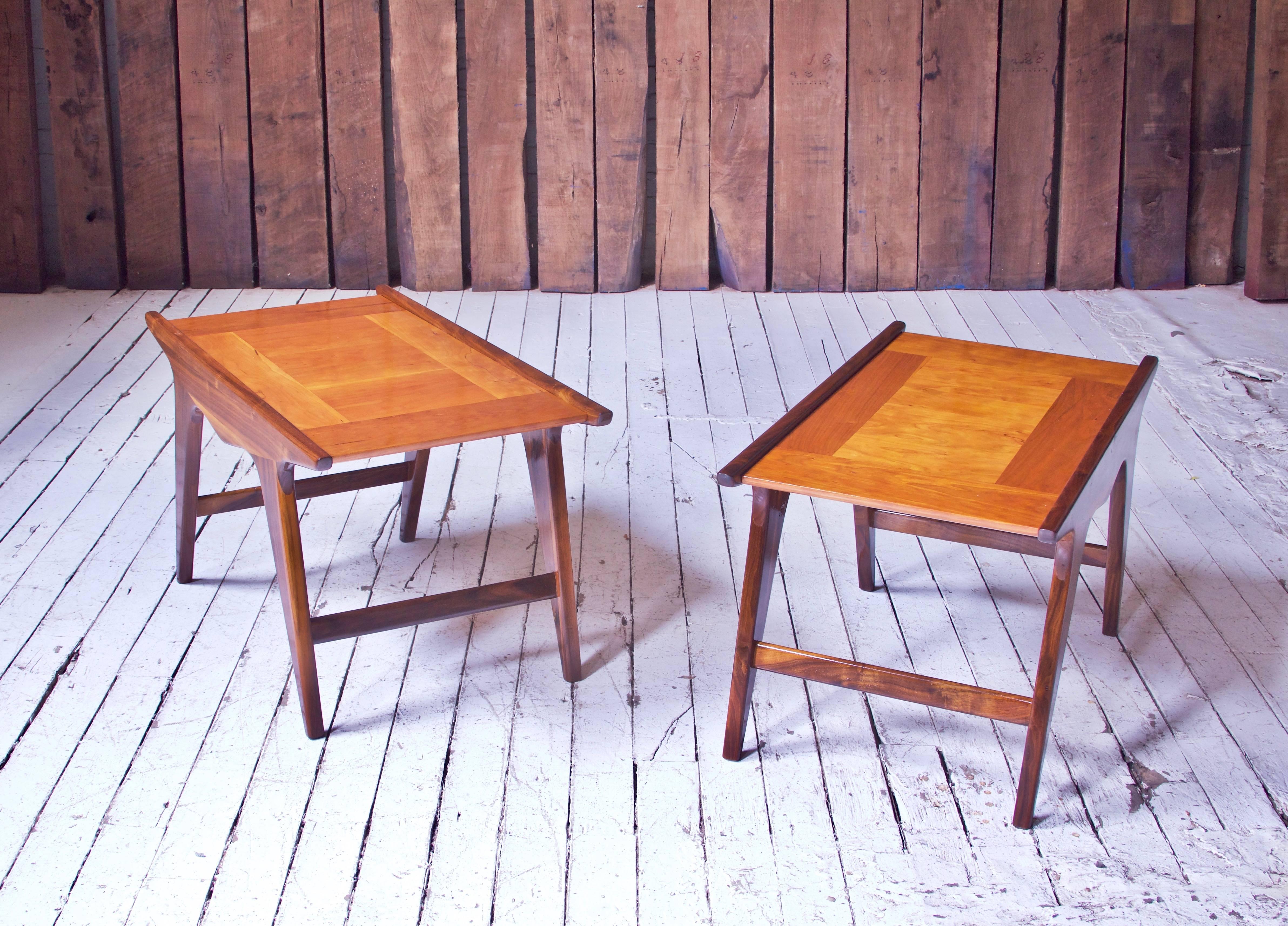 Mid-Century Modern Pair of 'Tavolinetto' End Tables by Angelo Montaperto in Walnut and Cherry, 2017 For Sale