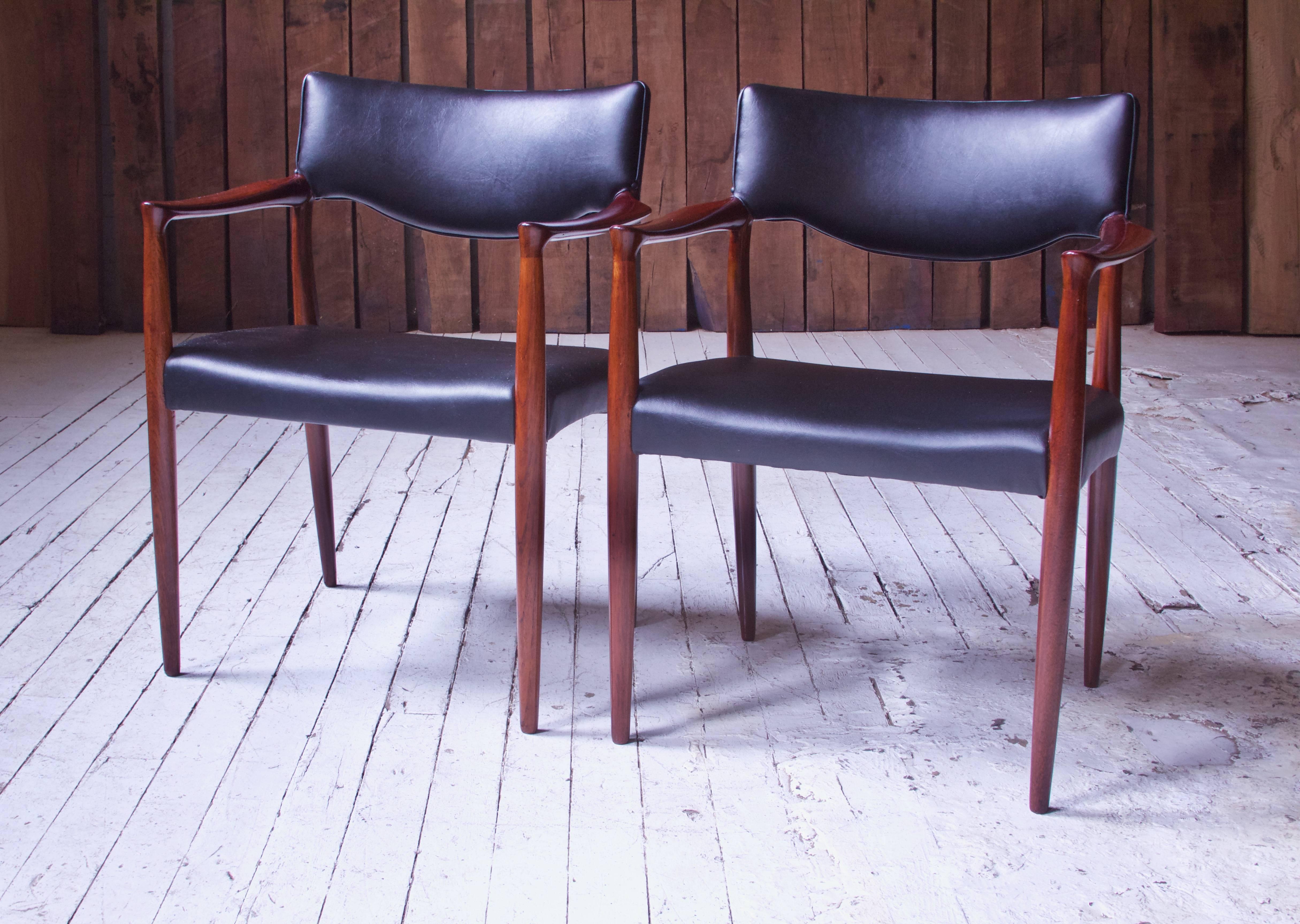 Scandinavian Modern Set of Eight Teak Dining Chairs by Aksel Bender Madsen & Ejner Larsen, 1952