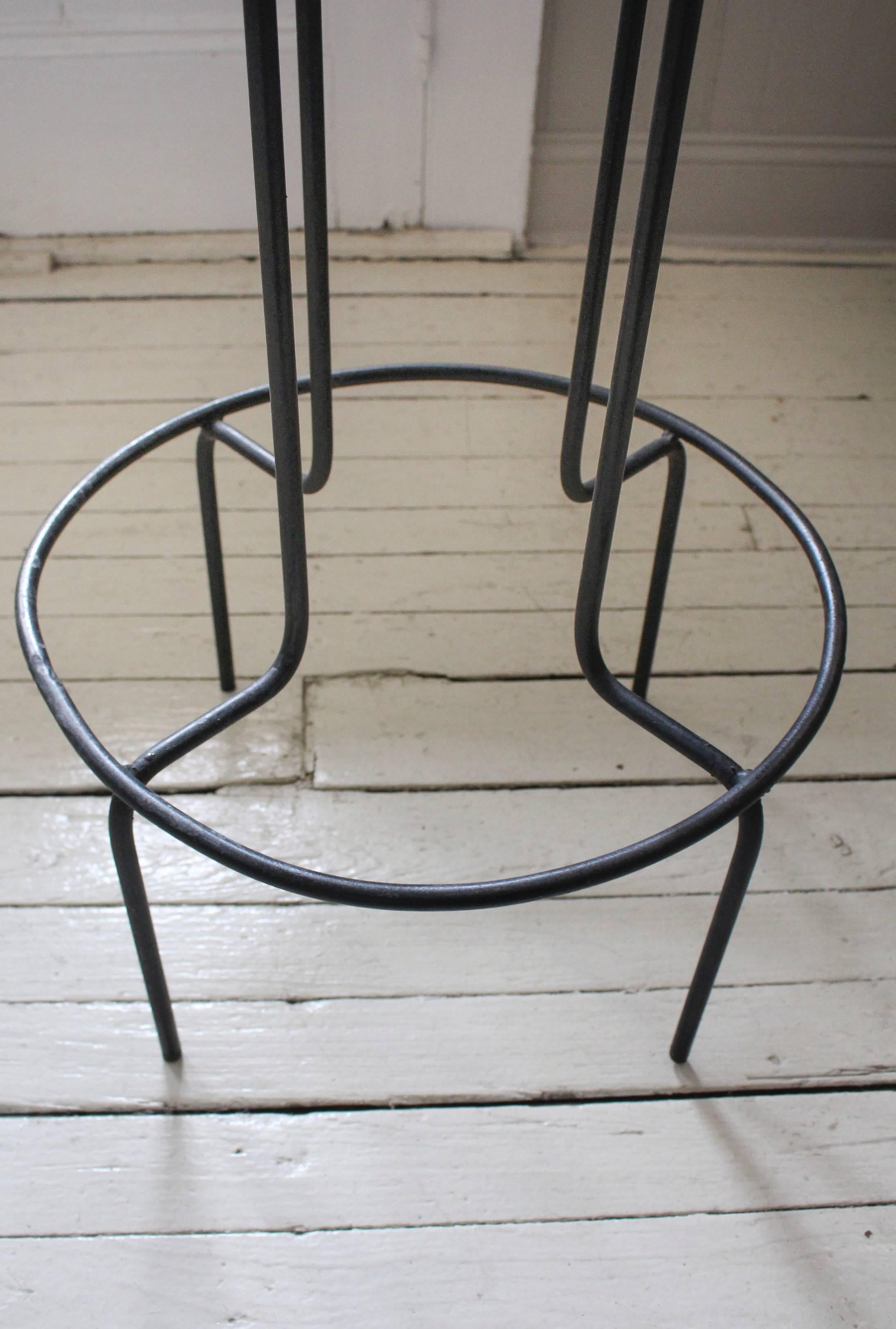 Pair of Mid-Century Iron Stools Made in the USA In Good Condition For Sale In New Preston, CT