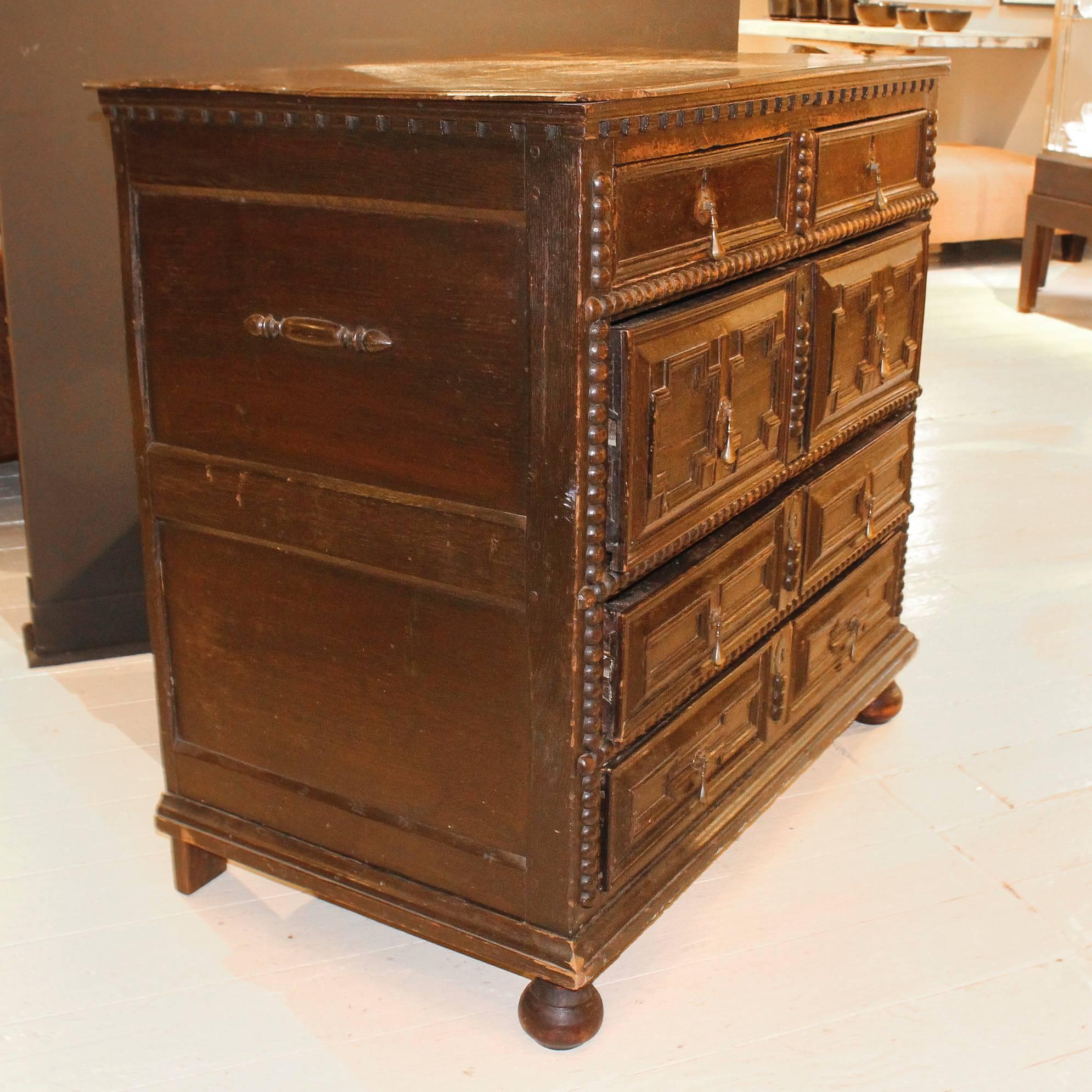 Period 17th-Early 18th Century Pilgrim Chest In Good Condition For Sale In New Preston, CT