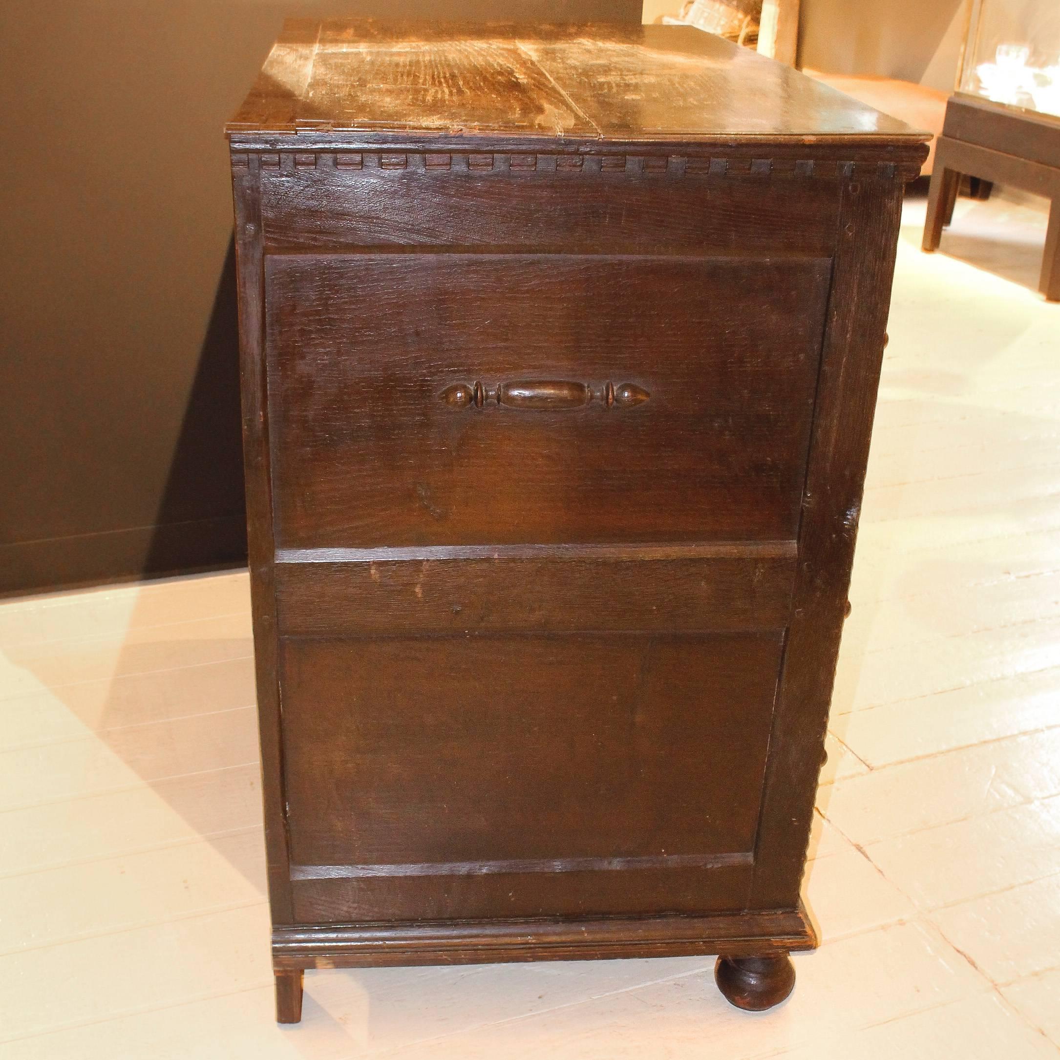 Period 17th-Early 18th Century Pilgrim Chest For Sale 2