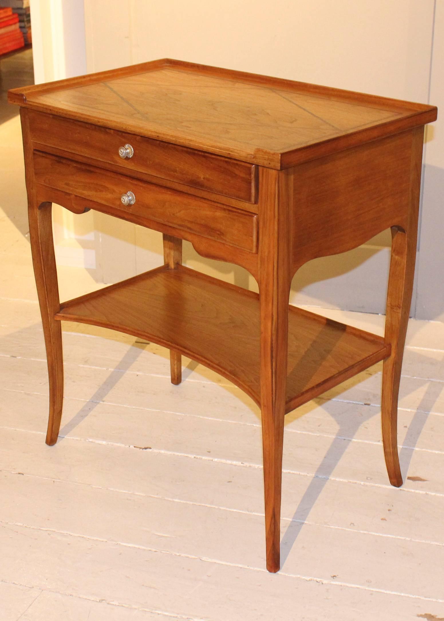 Pair of Early 20th Century Walnut Side Tables 1