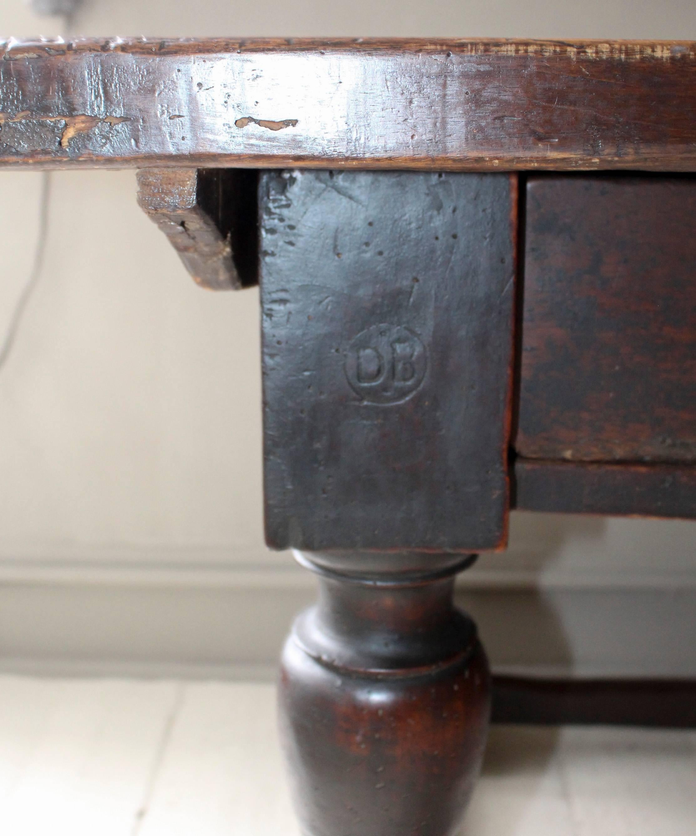 18th Century Italian Library Table For Sale 1