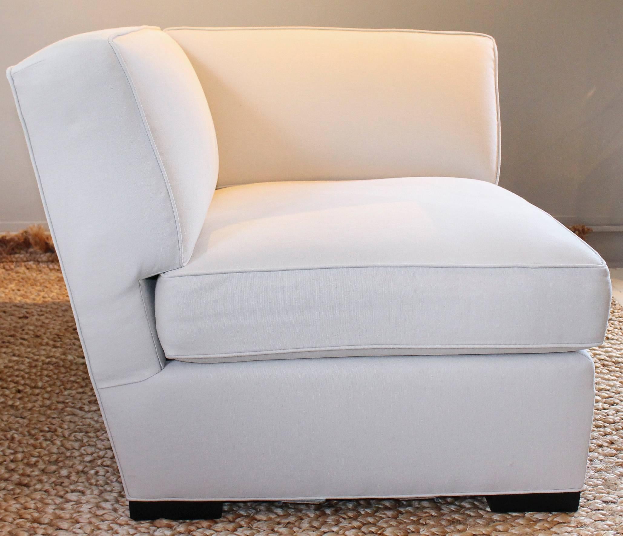 Donghia Loveseat In Good Condition In New Preston, CT