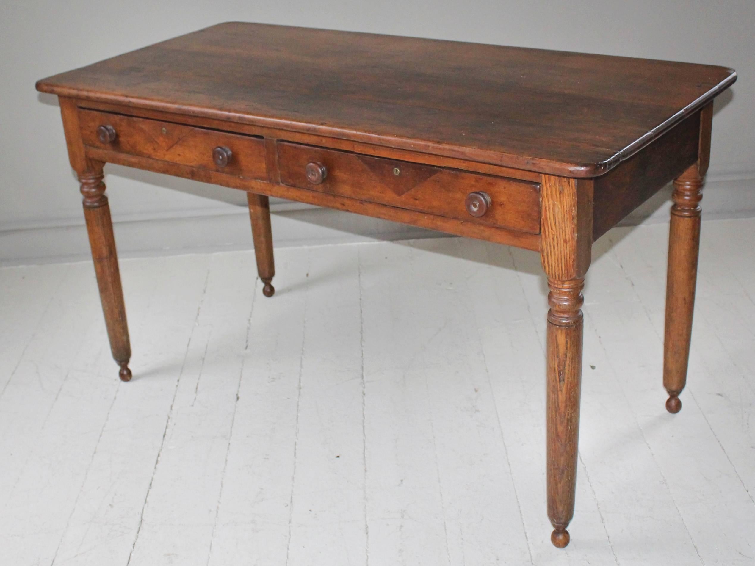 19th Century English Two-Drawer Oak Table In Good Condition In New Preston, CT