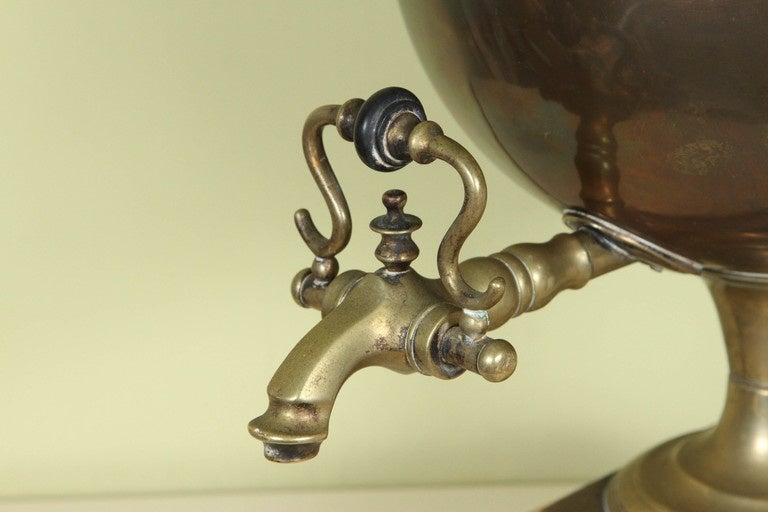English Neoclassical Spherical Water Urn In Excellent Condition In Los Angeles, CA