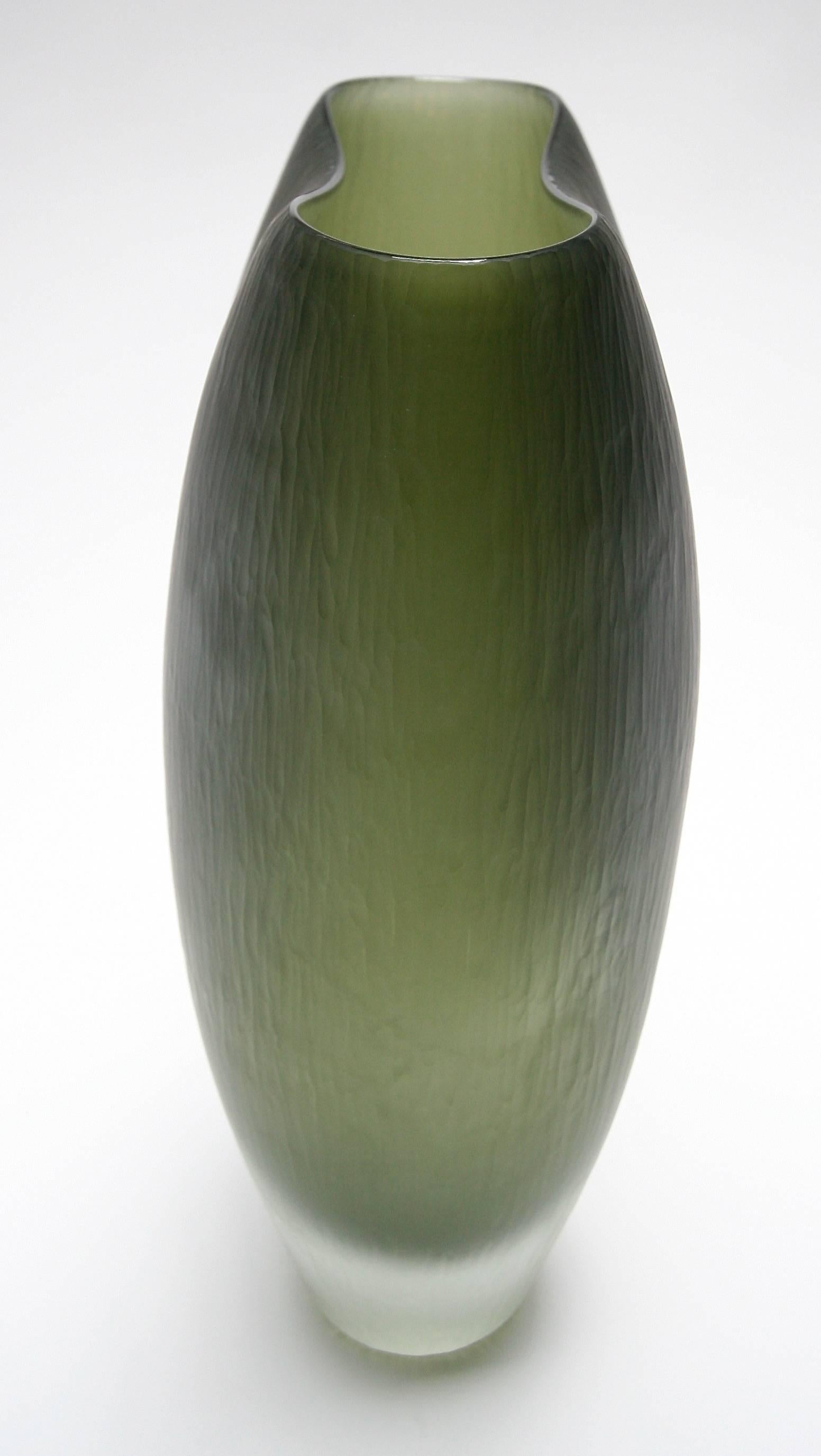 Ficus A Murano Green Glass Vase In New Condition For Sale In Los Angeles, CA