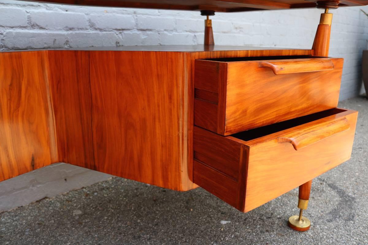 1960s Brazilian Caviuna Desk by Giuseppe Scapinelli  1