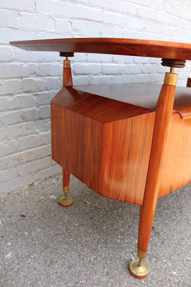 1960s Brazilian Caviuna Desk by Giuseppe Scapinelli  3