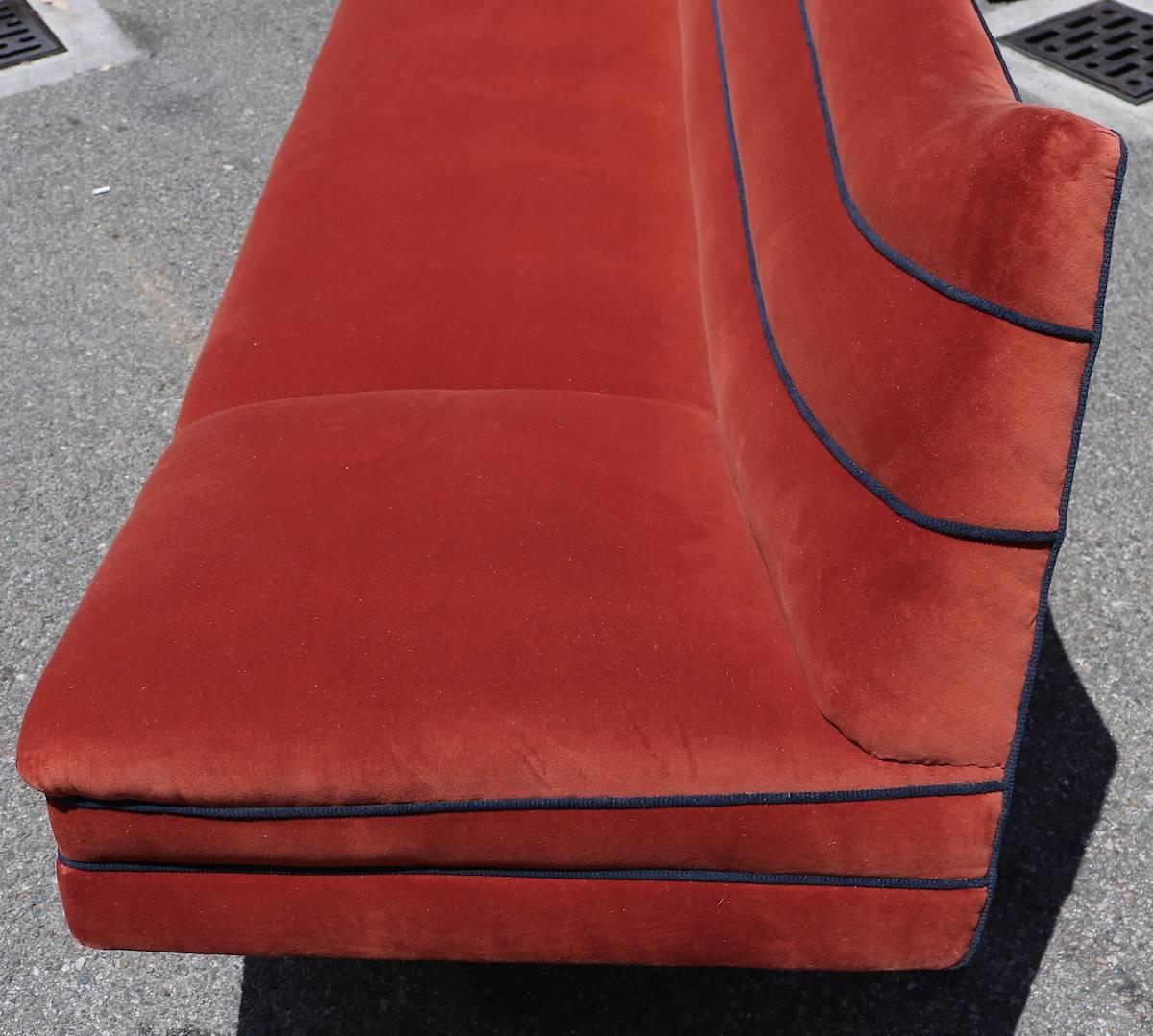 Long 1970s Orange Velvet Sofa with Navy Piping In Excellent Condition In Los Angeles, CA