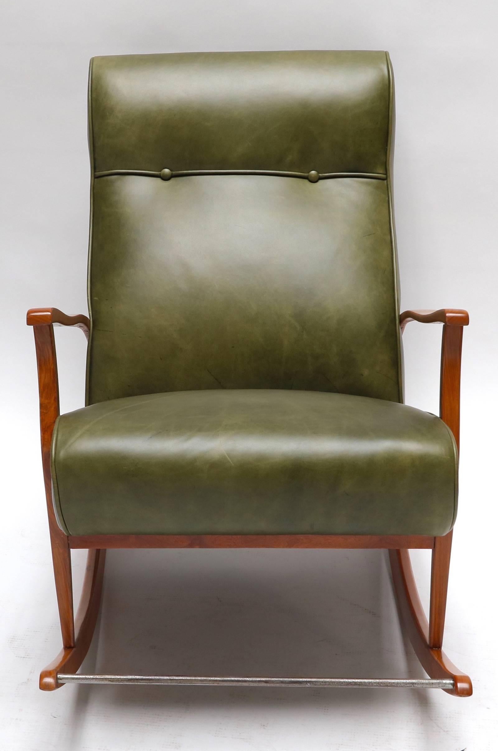 Mid-Century Modern Brazilian Wooden Rocking Chair in Green Leather, 1960s For Sale