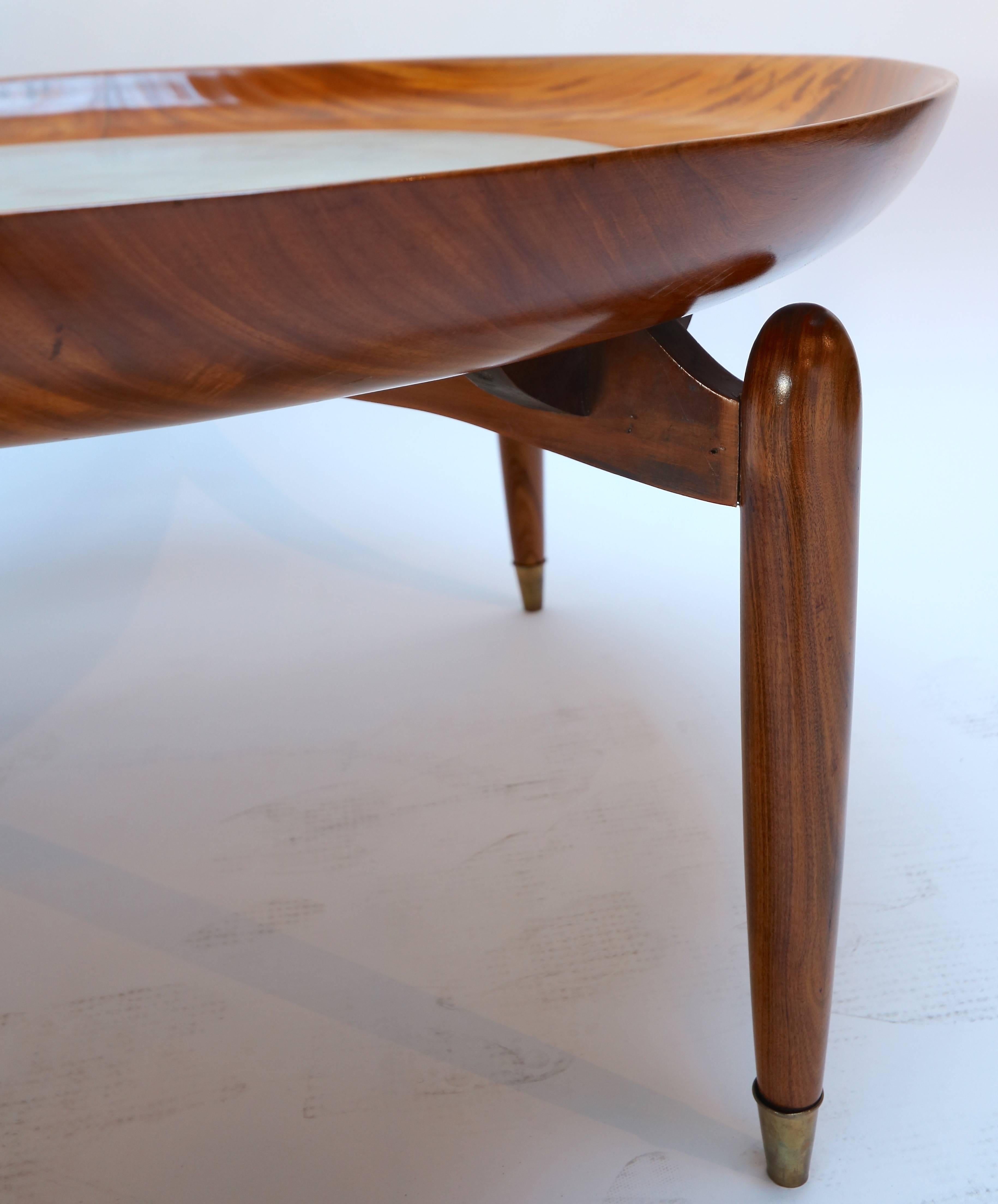 Table basse ronde brésilienne Caviuna en bois et marbre Scapinelli des années 1960 Bon état - En vente à Los Angeles, CA