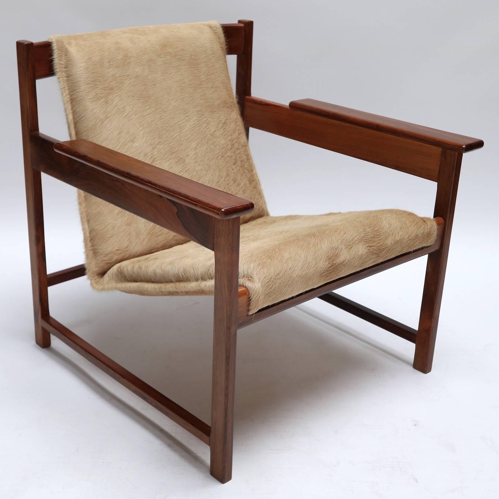 Pair of 1960s Sergio Rodrigues Brazilian Jacaranda Lia Chairs 2
