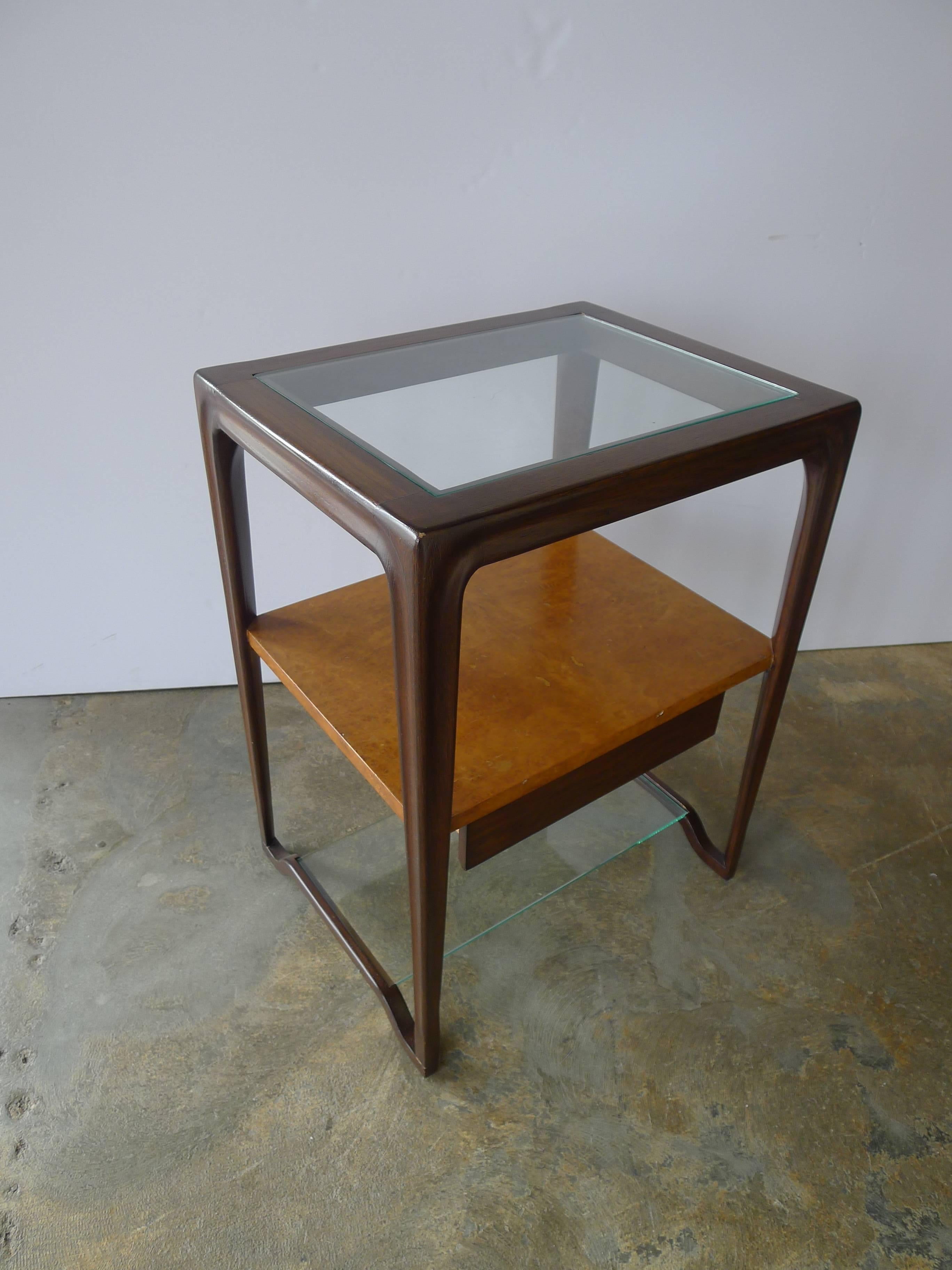 Mid-Century Dunbar Style Pair Night Stands For Sale 2