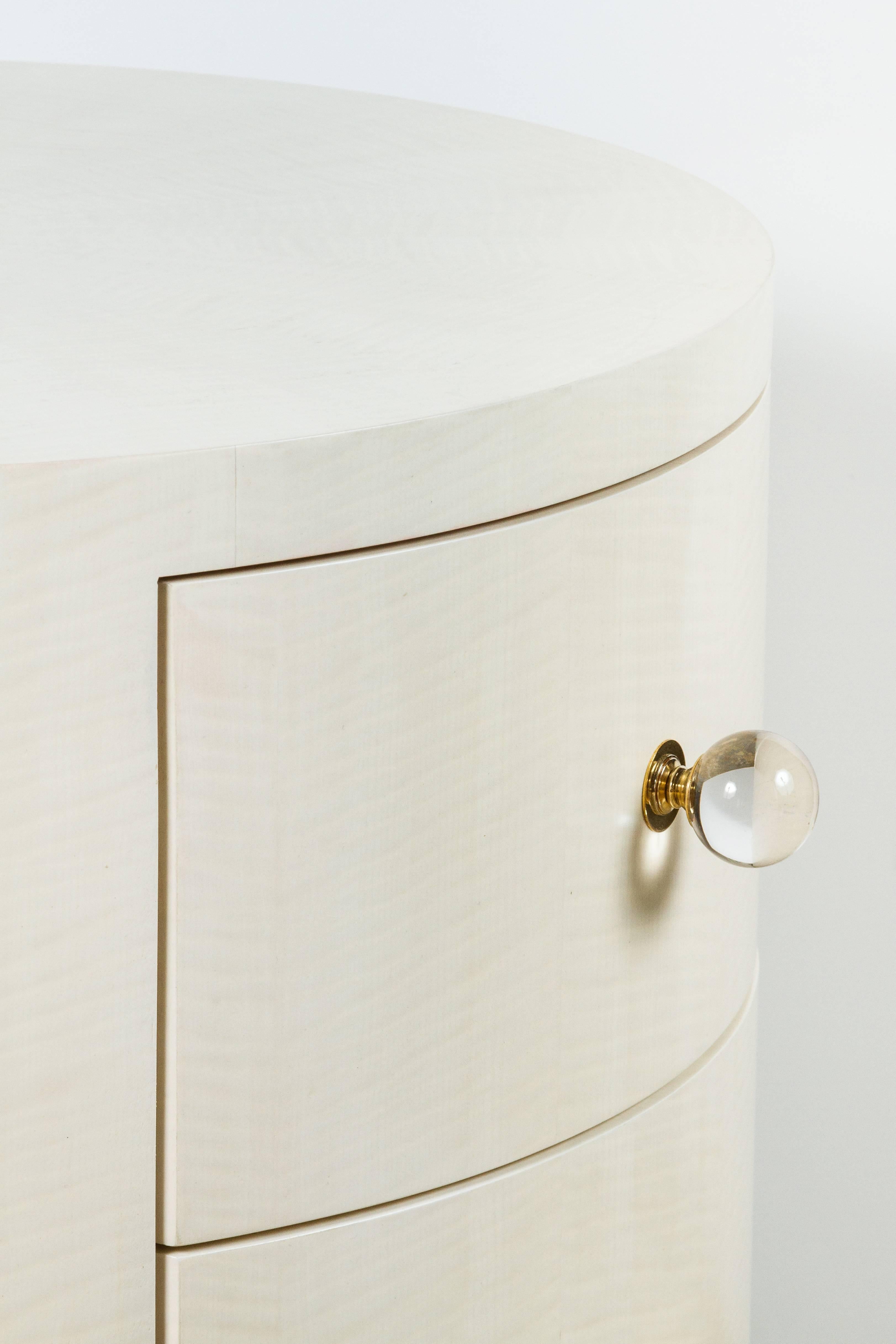 Modern Italian-Inspired 1970s Style Round Nightstand For Sale