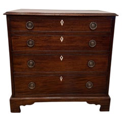 Commode anglaise du XIXe siècle
