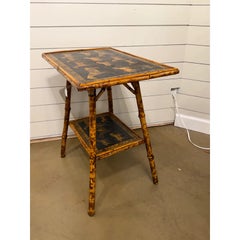 Tavolino inglese in stile decoupage del XIX secolo