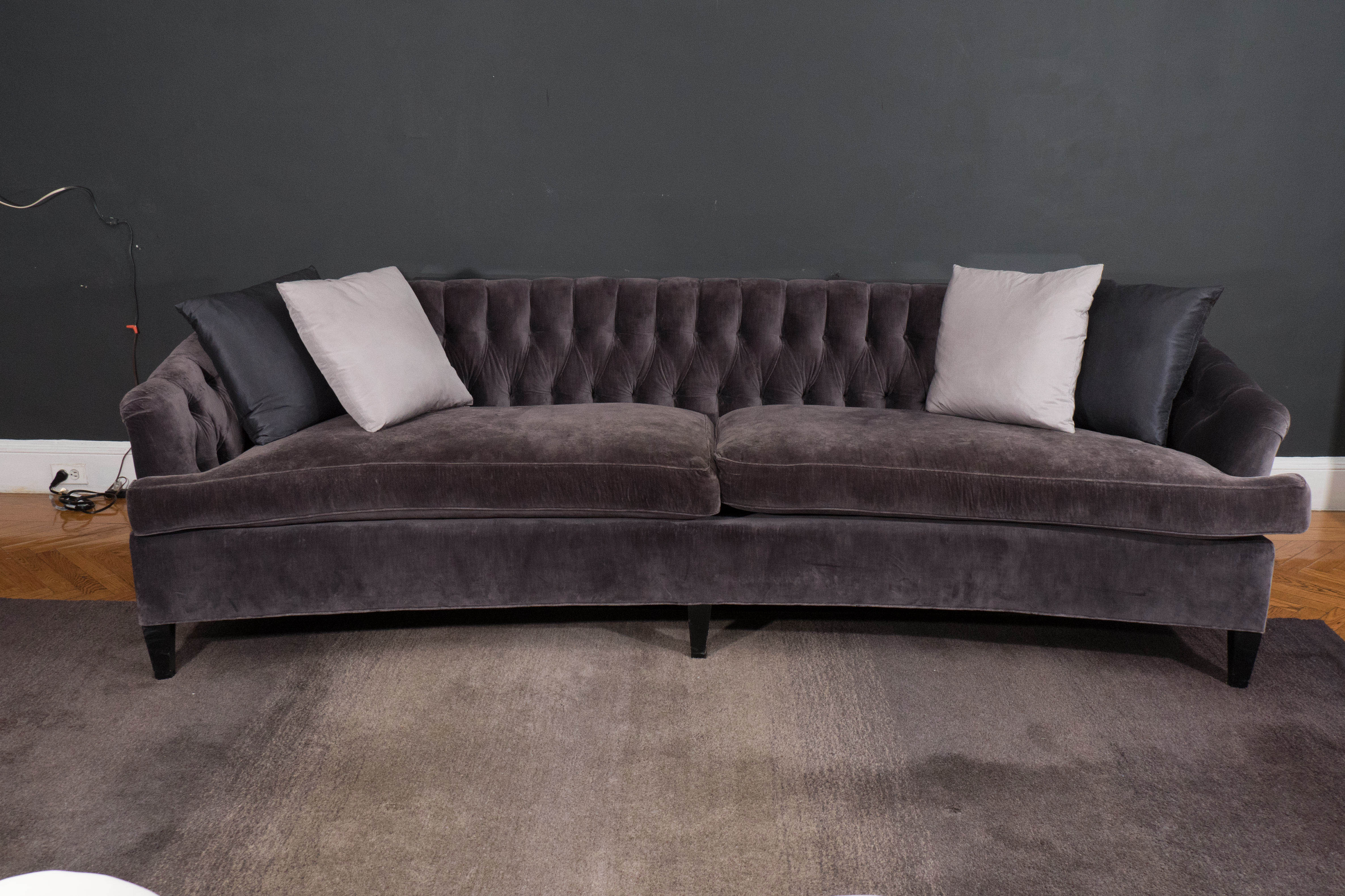 Hollywood Regency vintage tufted curved sofa in grey velvet.