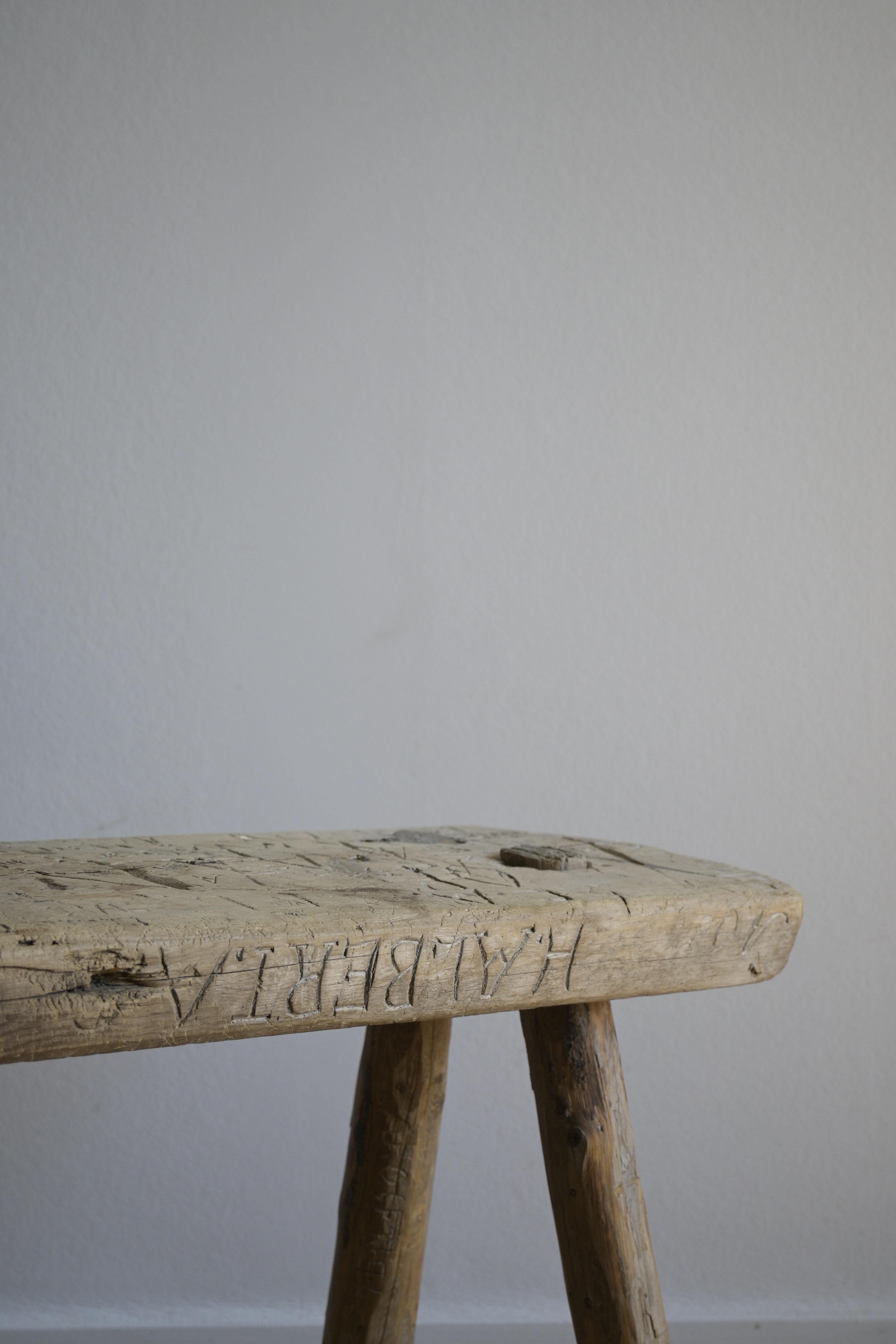Swedish Pine Stool from the 1900s For Sale 4