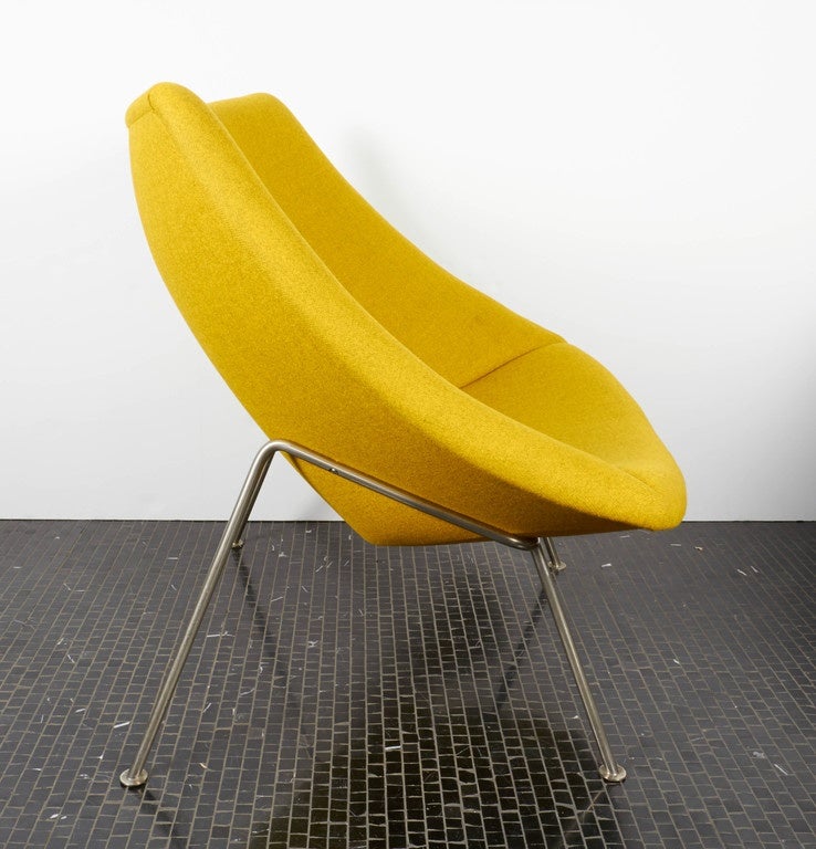 oyster lounge chair