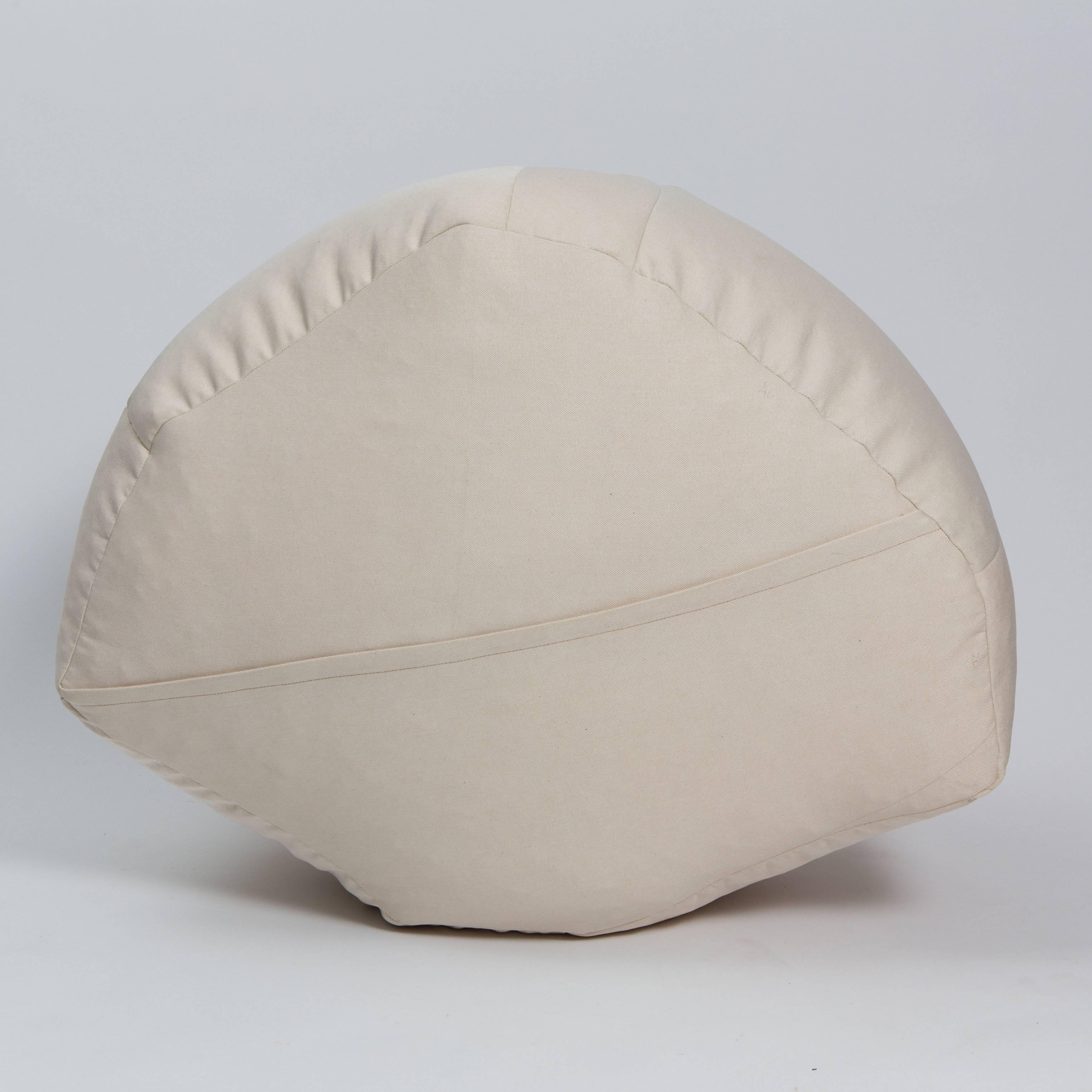 Geode Pouf by Gabriela Valenzuela-Hirsch and Barbara Cuevas In Excellent Condition For Sale In New York, NY