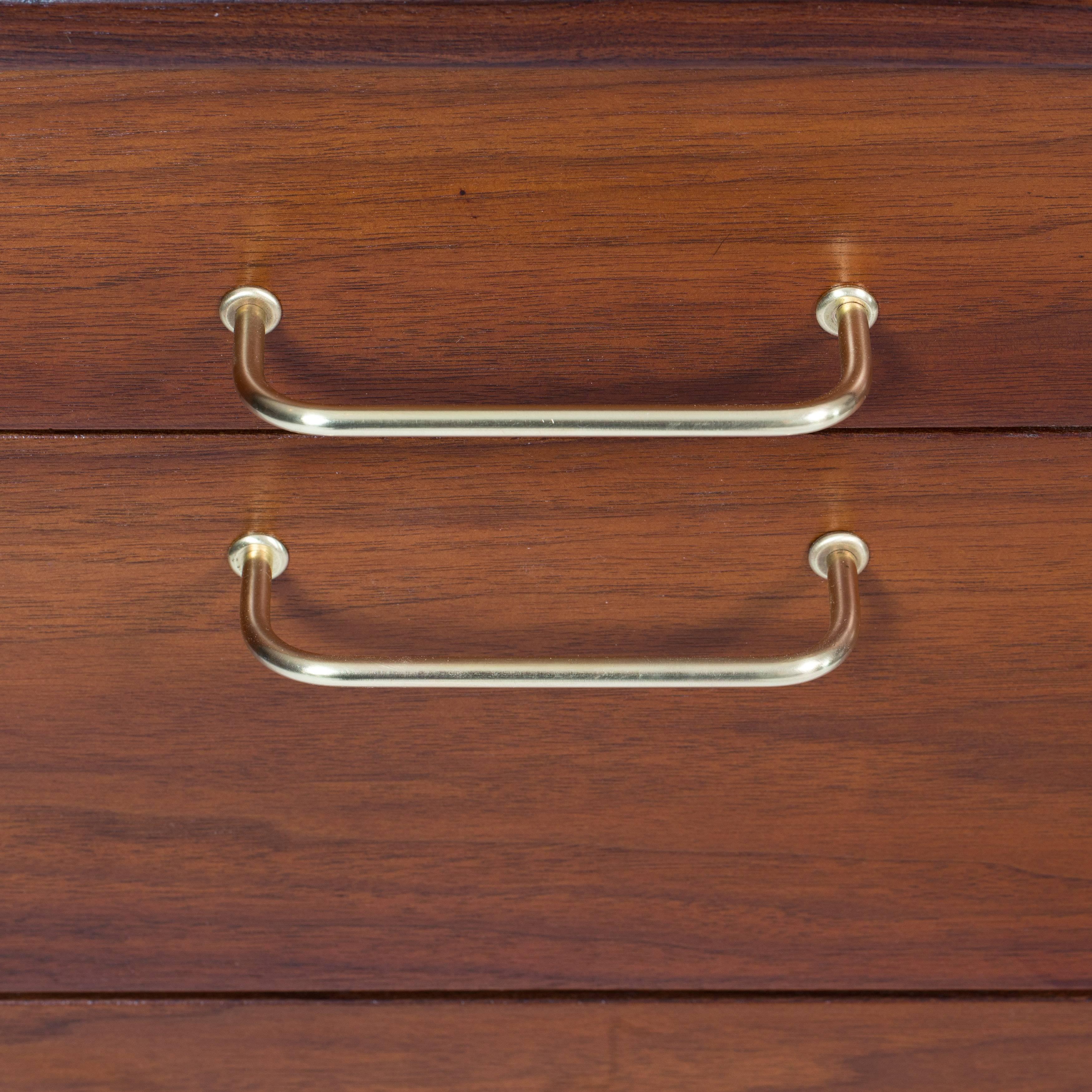 Jens Risom Walnut Dresser with Brass Legs and Handles, 1950s In Good Condition In New York, NY