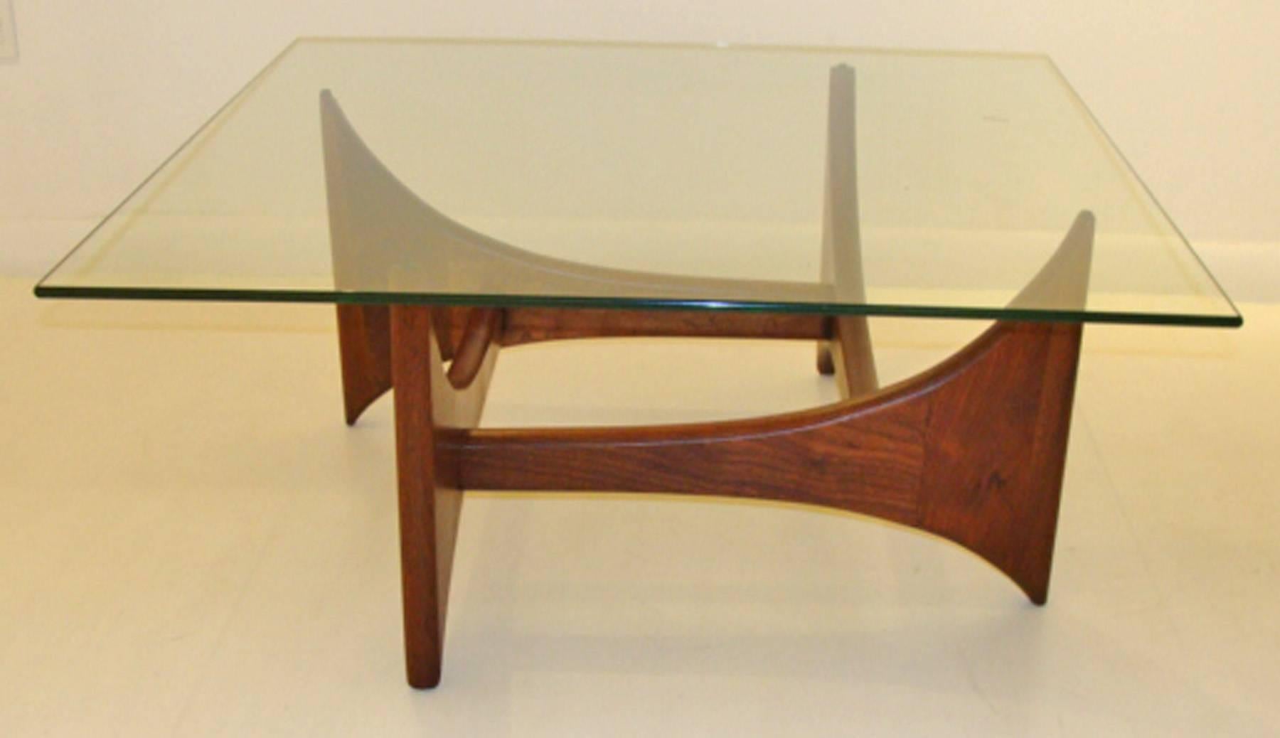 Adrian Pearsall Mid-Century Coffee Table In Excellent Condition In Lambertville, NJ