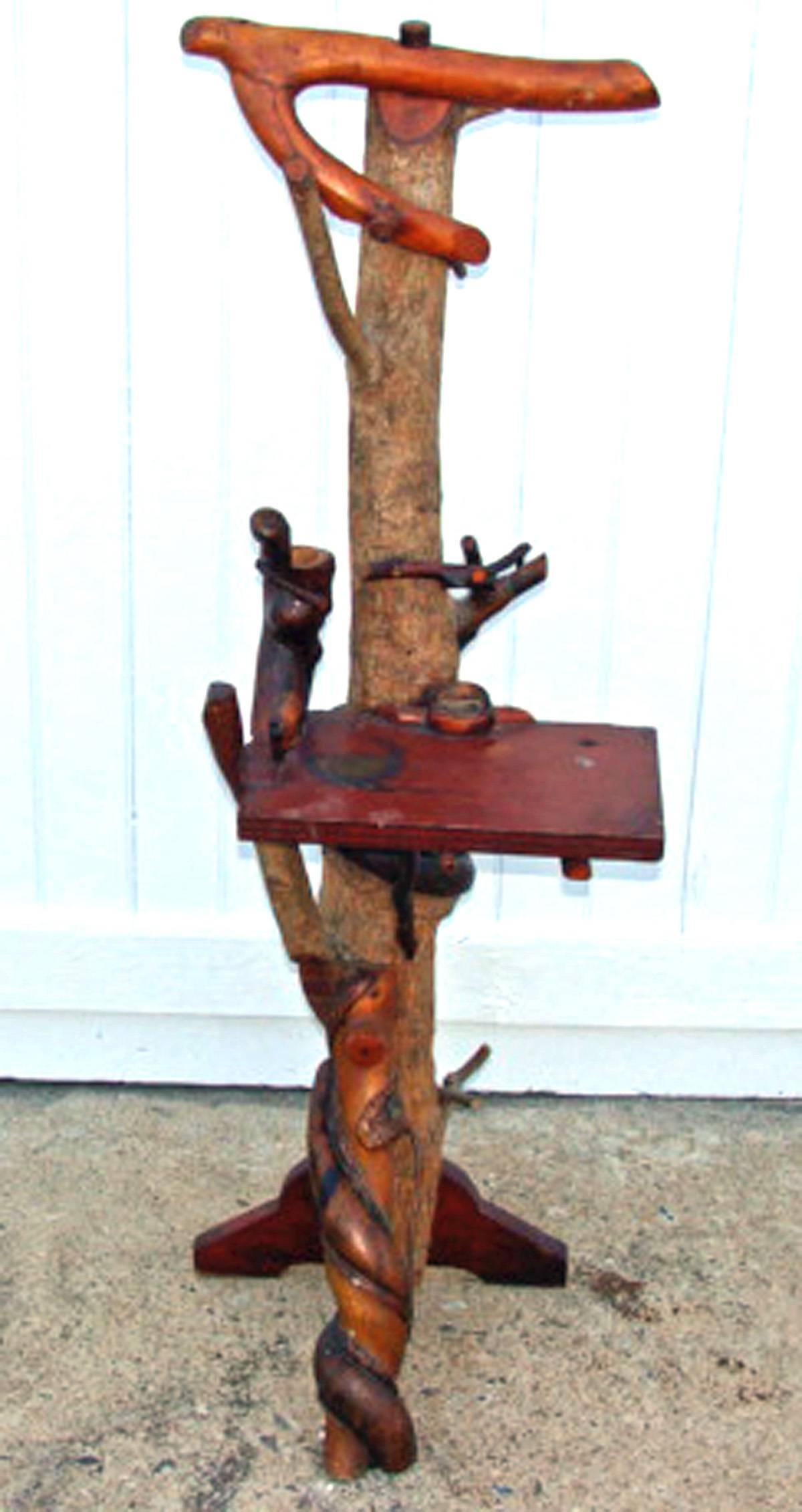 Folky Rustic Valet/Stand In Good Condition For Sale In Lambertville, NJ