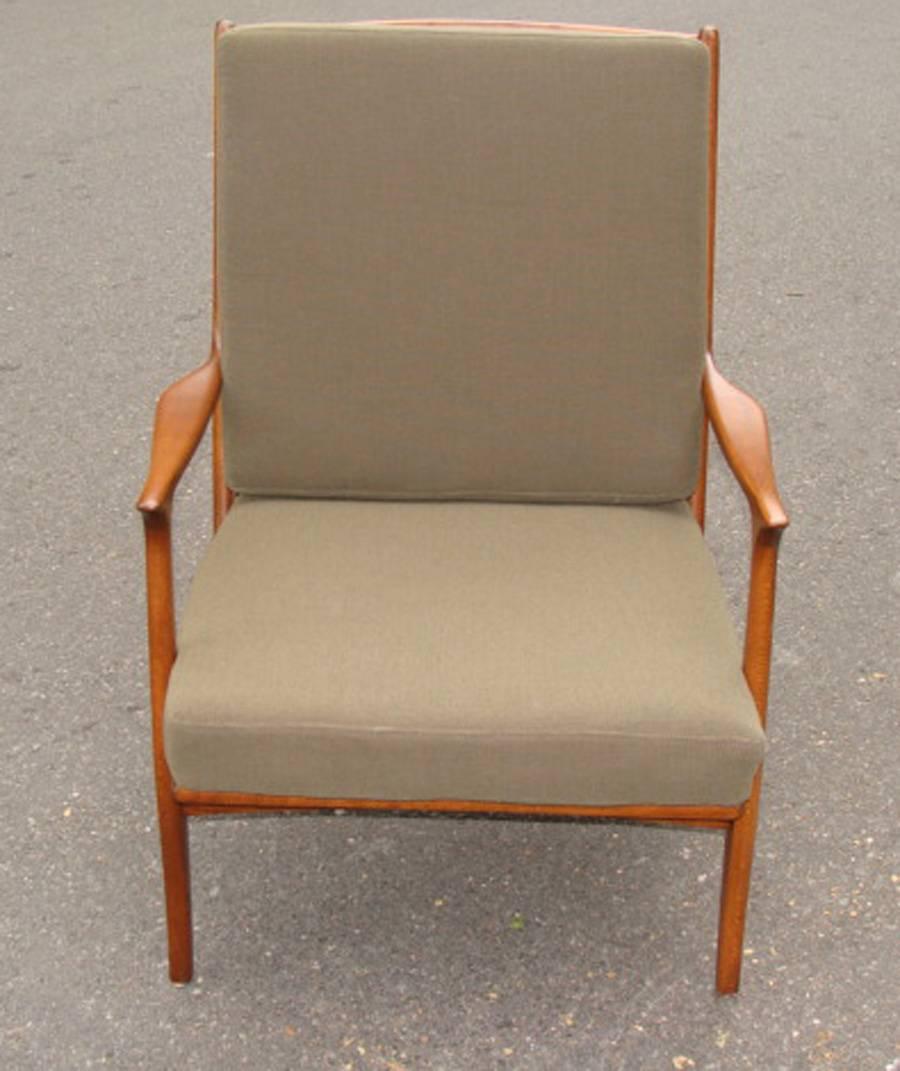 Italian Mid-Century Lounge Chair 2