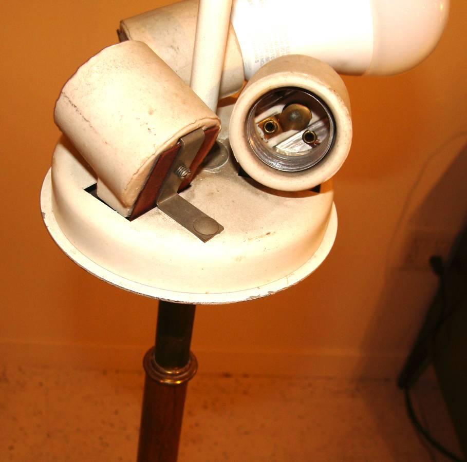 Lightolier Floor Lamp Gerald Thurston In Good Condition In Lambertville, NJ