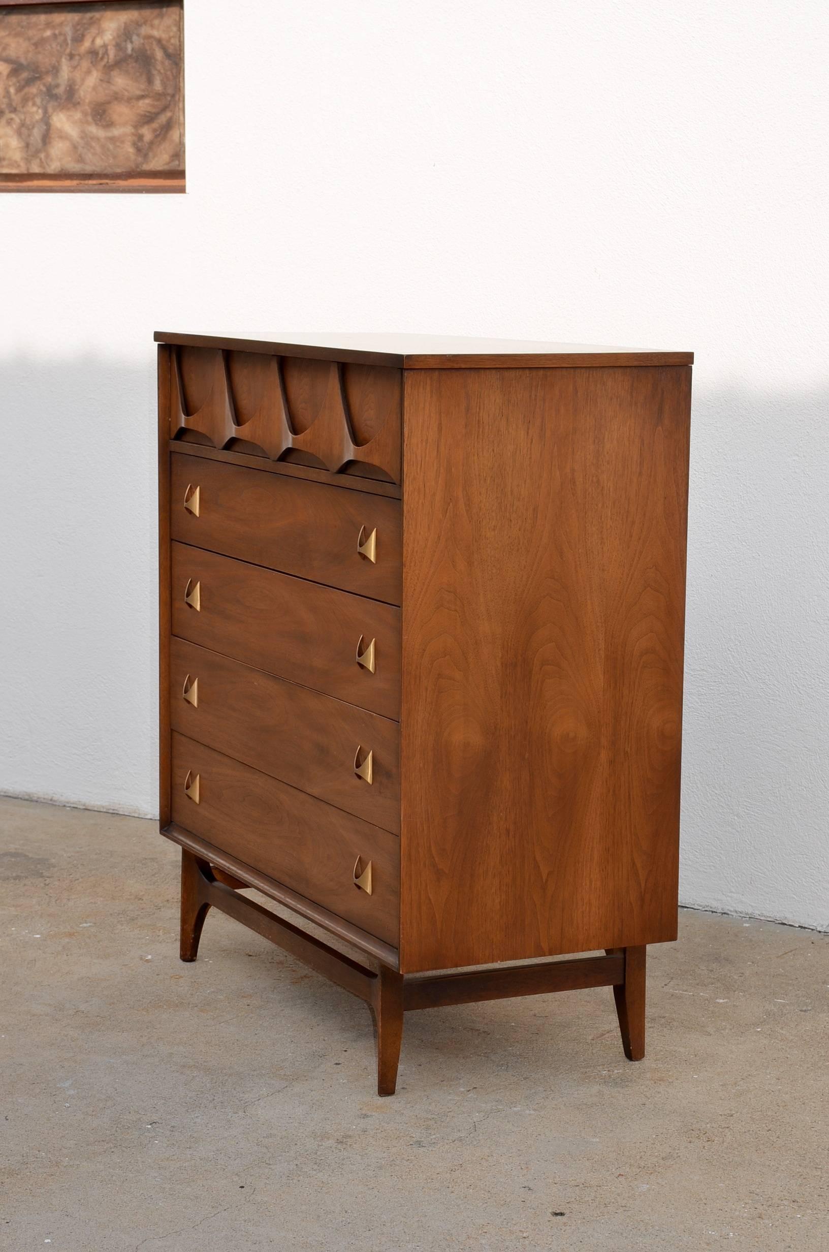 Pristine Walnut Brasilia Collection Dresser by Broyhill 2