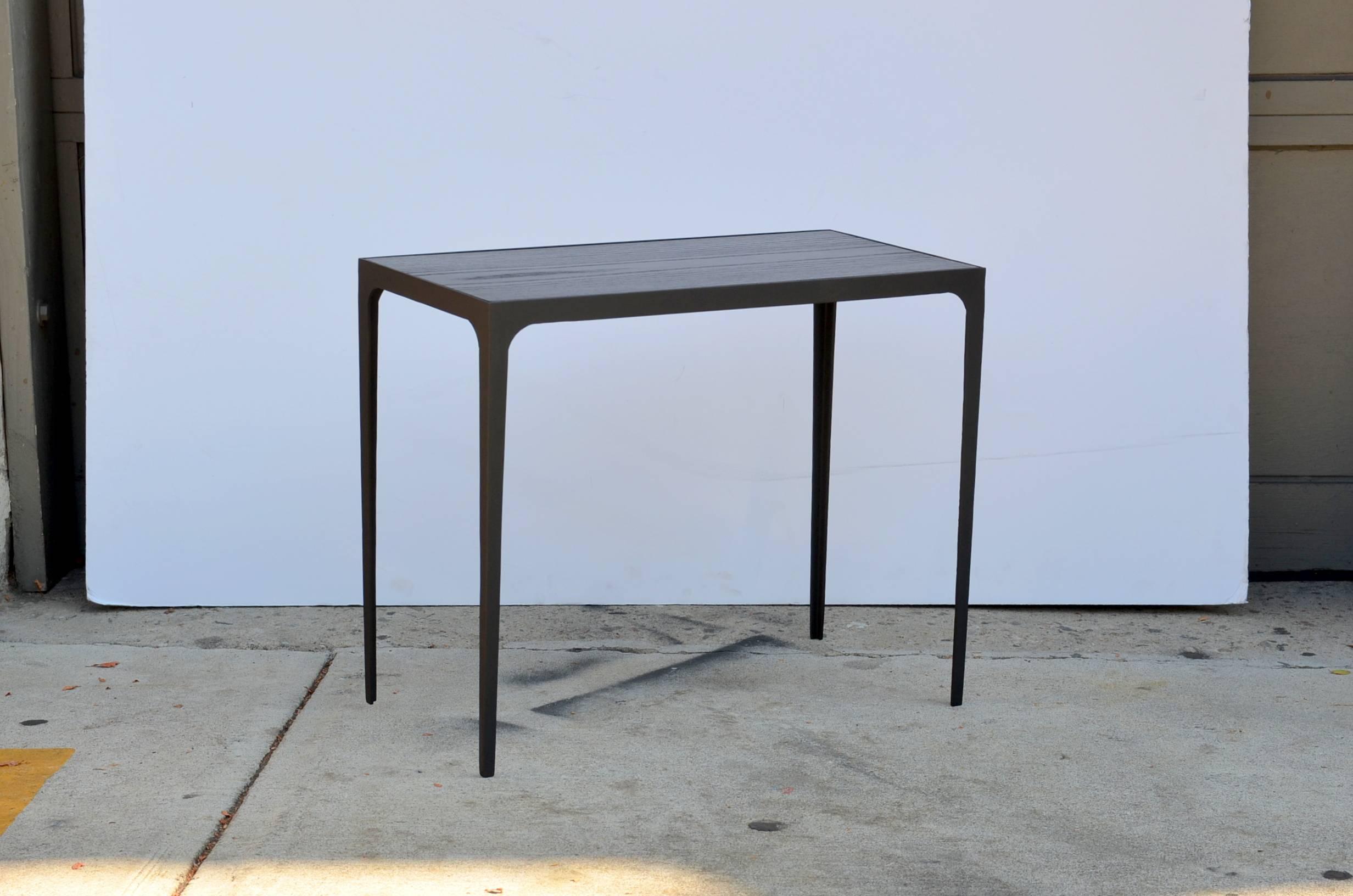 Mid-20th Century Pair of 'Esquisse' Ebonized Grooved Oak and Iron Side Tables by Design Frères